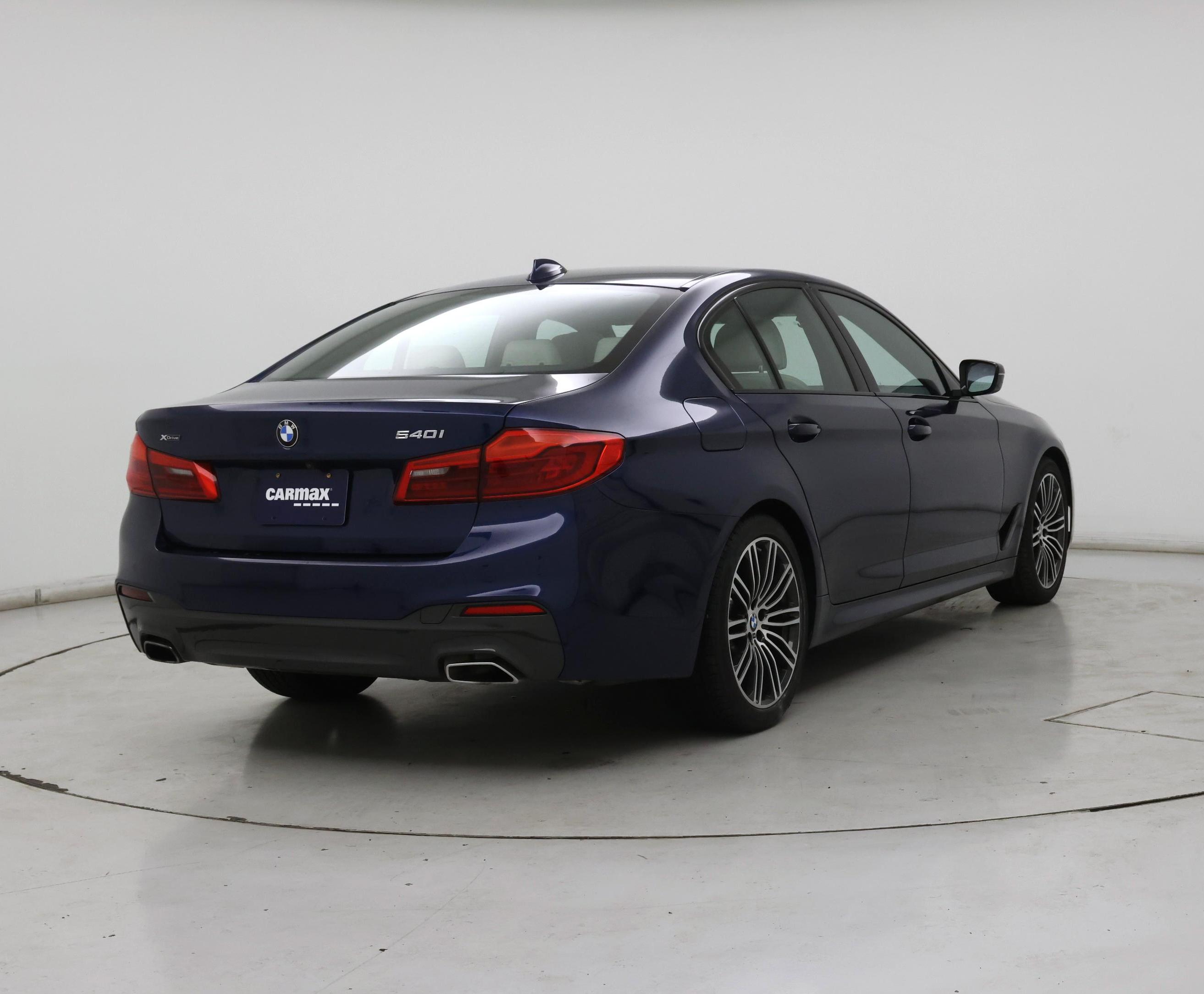 Thumbnail: 2020 BMW 5 Series - 8