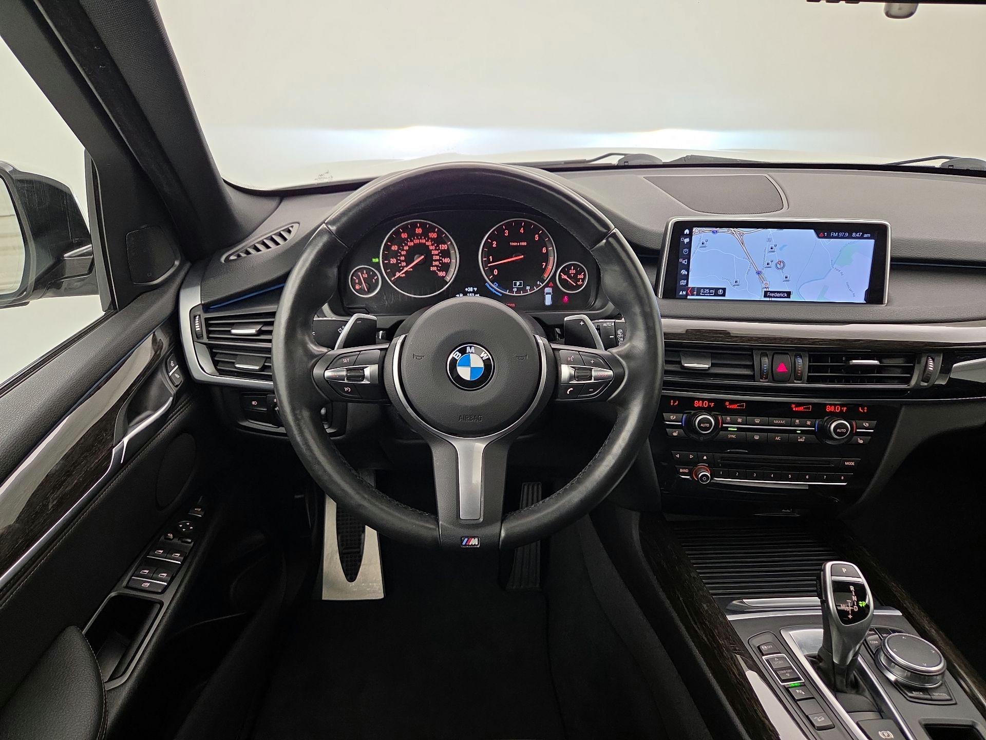 Thumbnail: 2018 BMW X5 - 10
