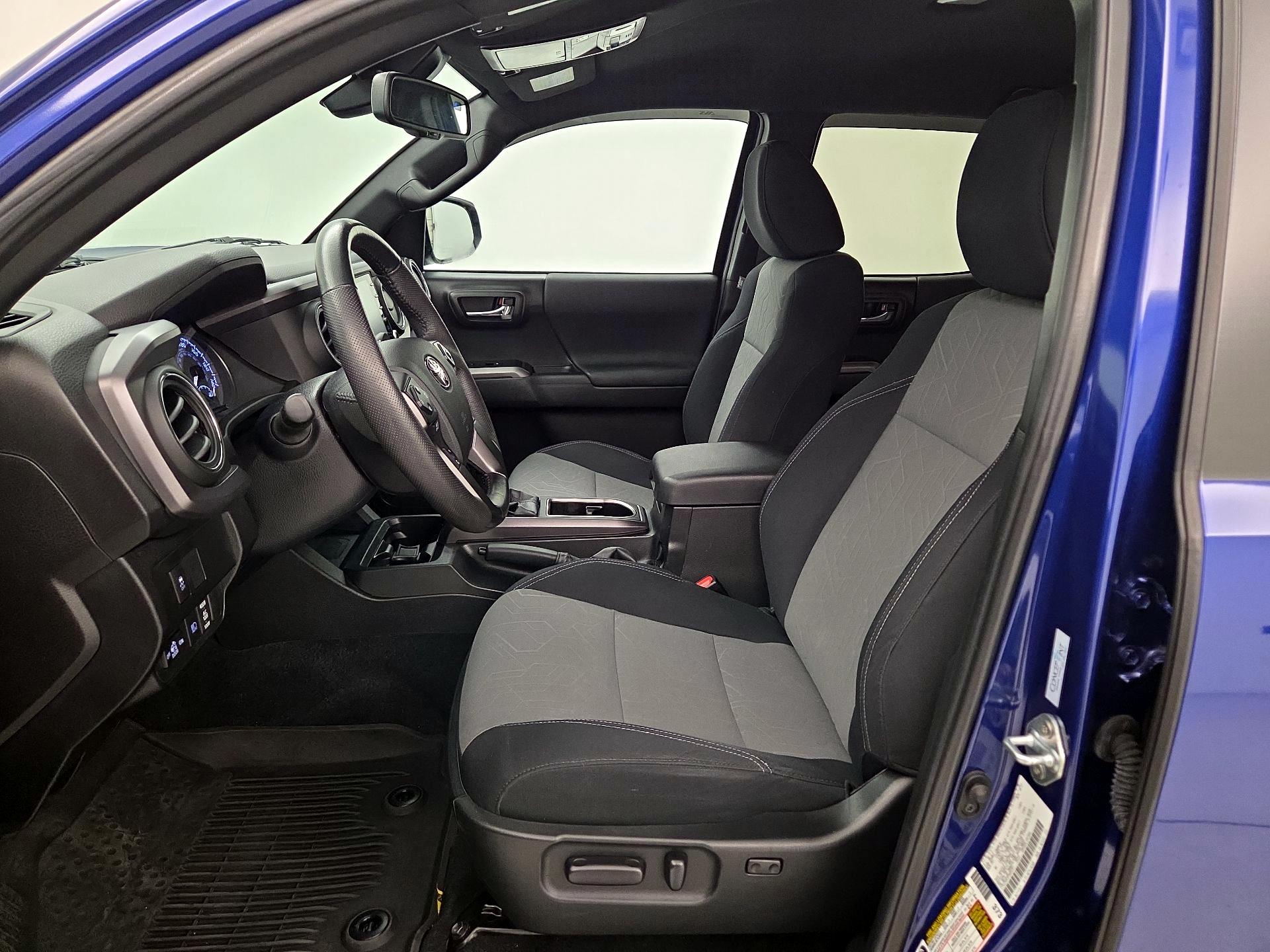 Thumbnail: 2023 Toyota Tacoma - 11