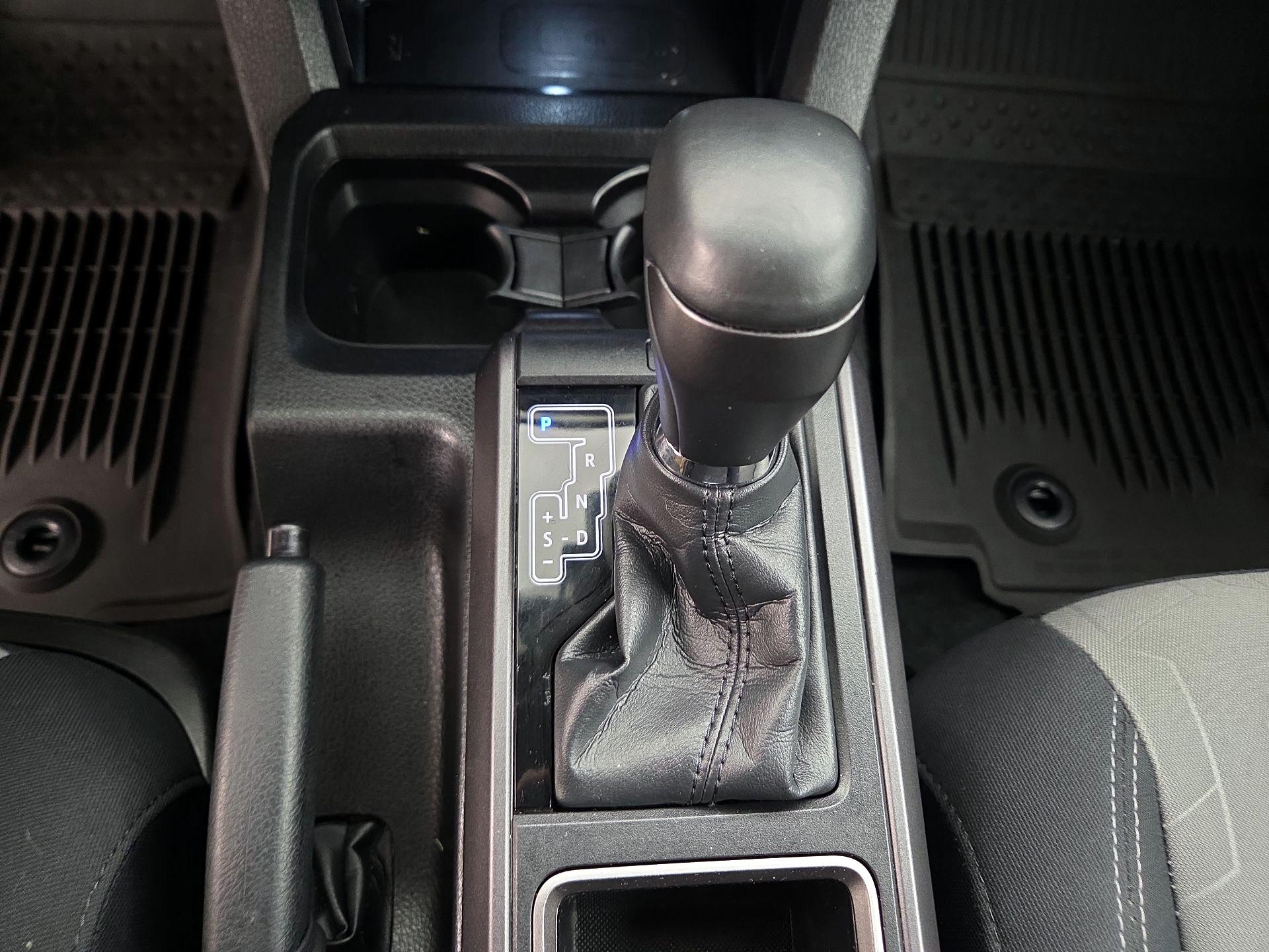 Thumbnail: 2023 Toyota Tacoma - 17