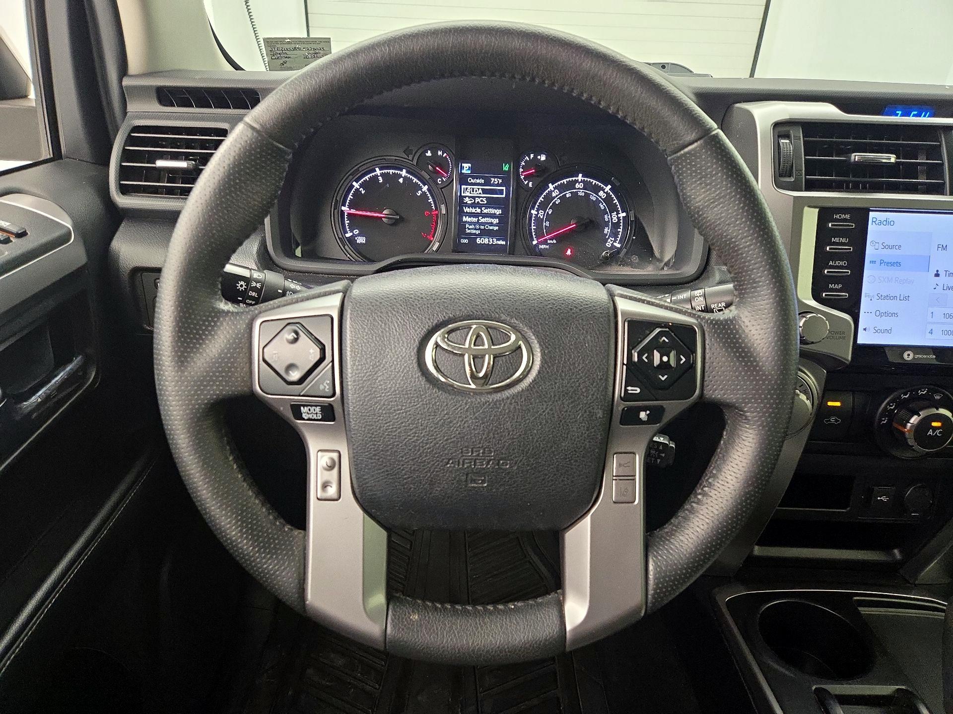 Thumbnail: 2020 Toyota 4Runner - 10