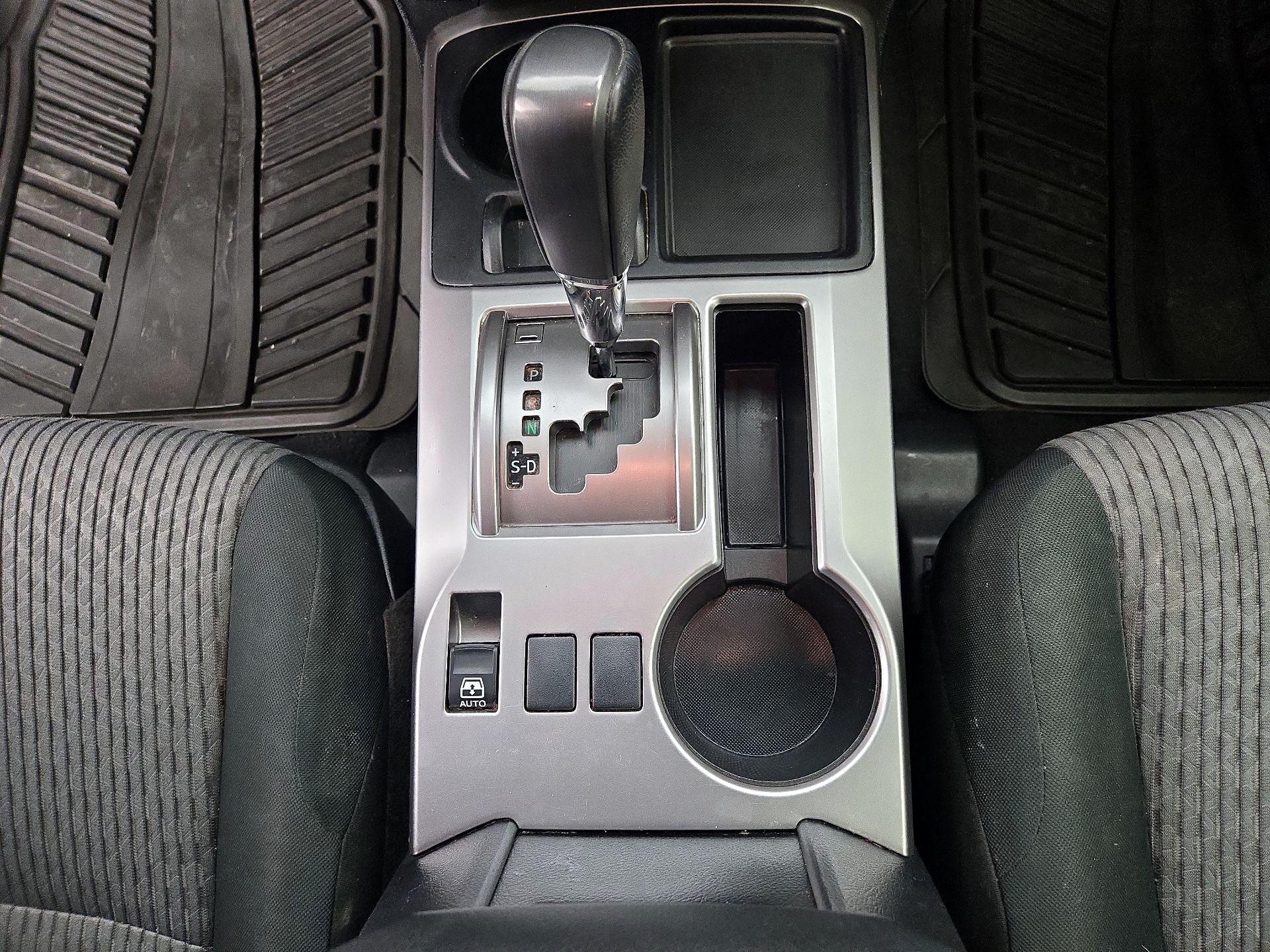 Thumbnail: 2020 Toyota 4Runner - 17