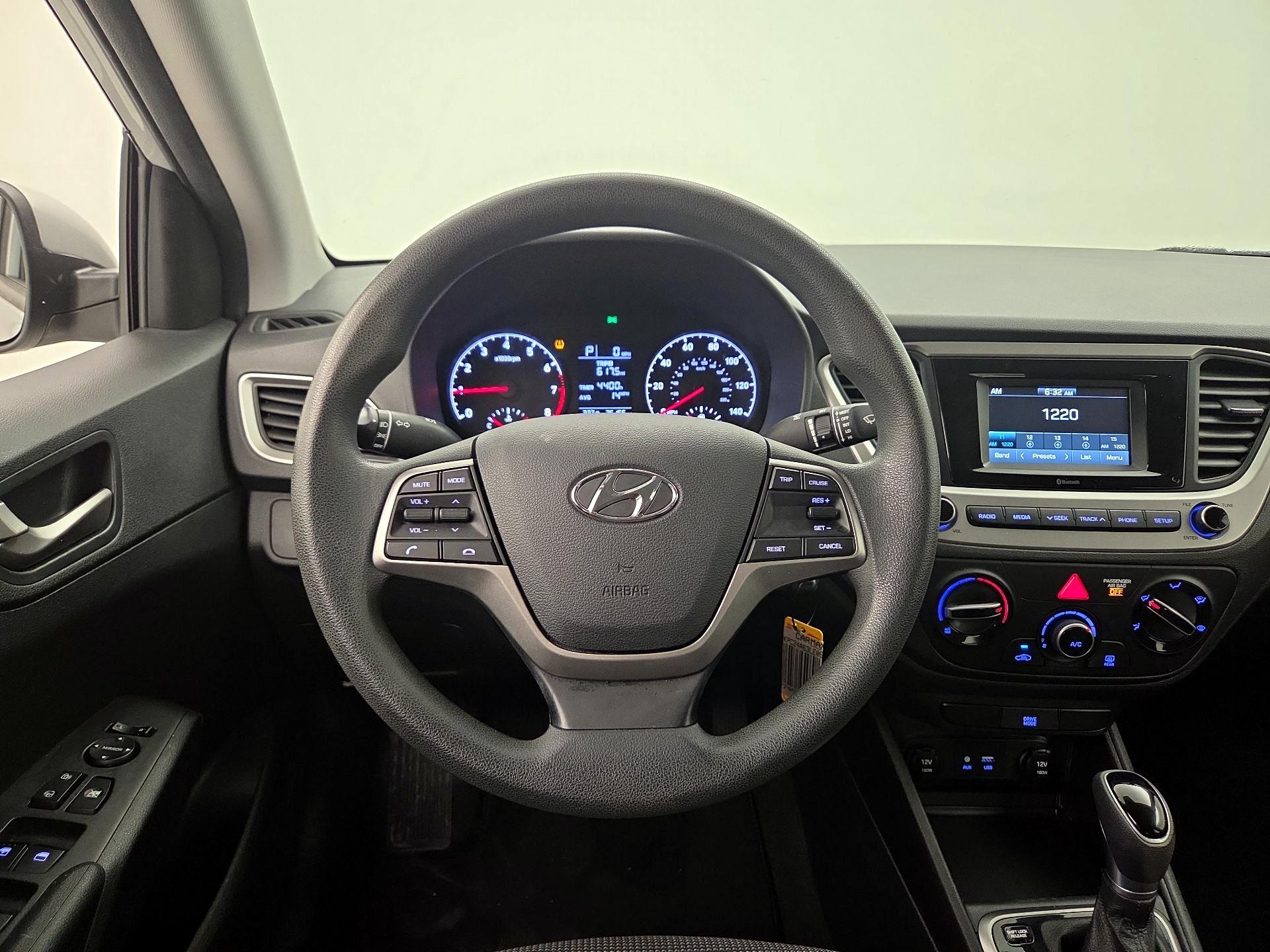 Thumbnail: 2020 Hyundai Accent - 10