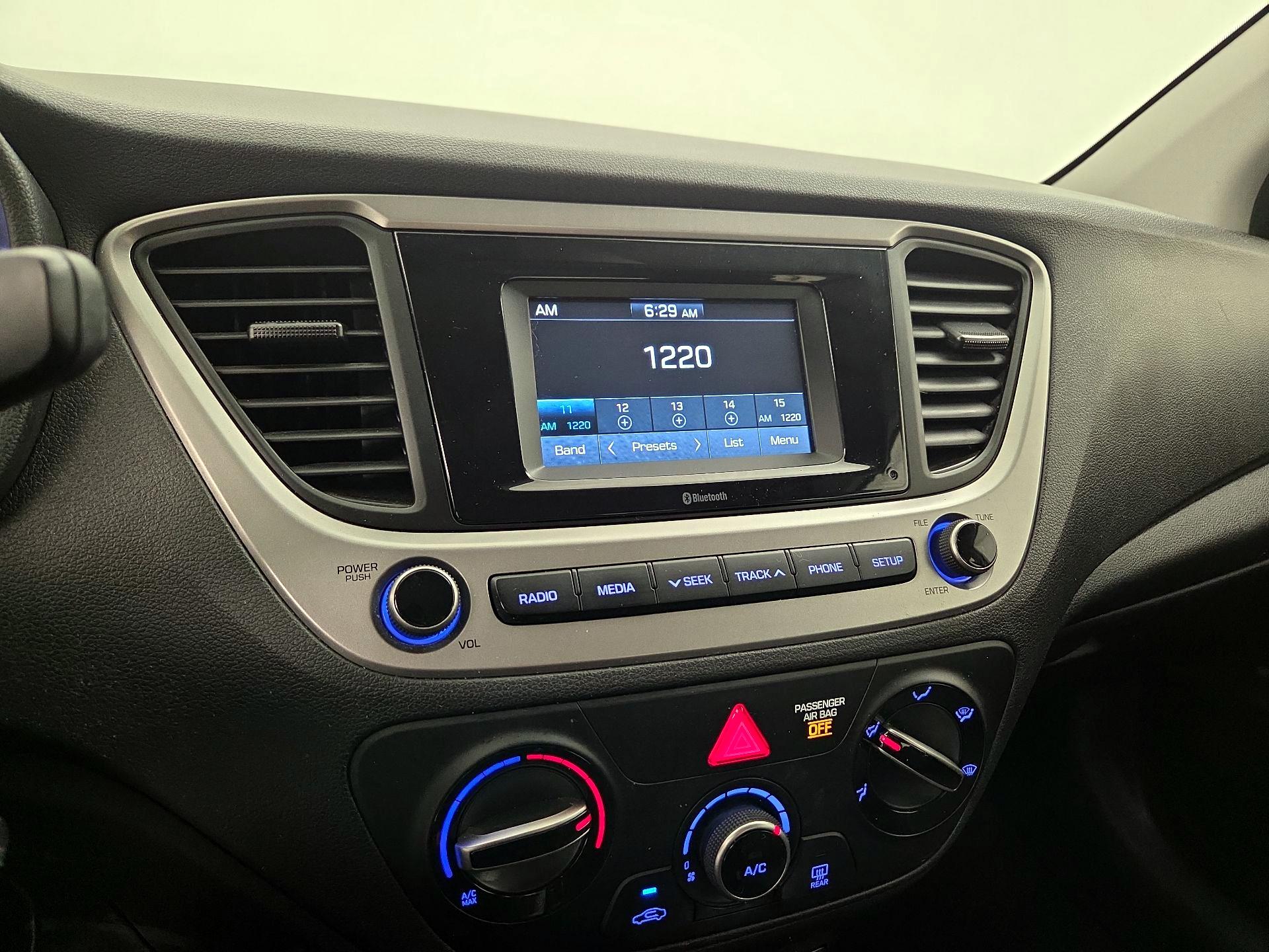 Thumbnail: 2020 Hyundai Accent - 15