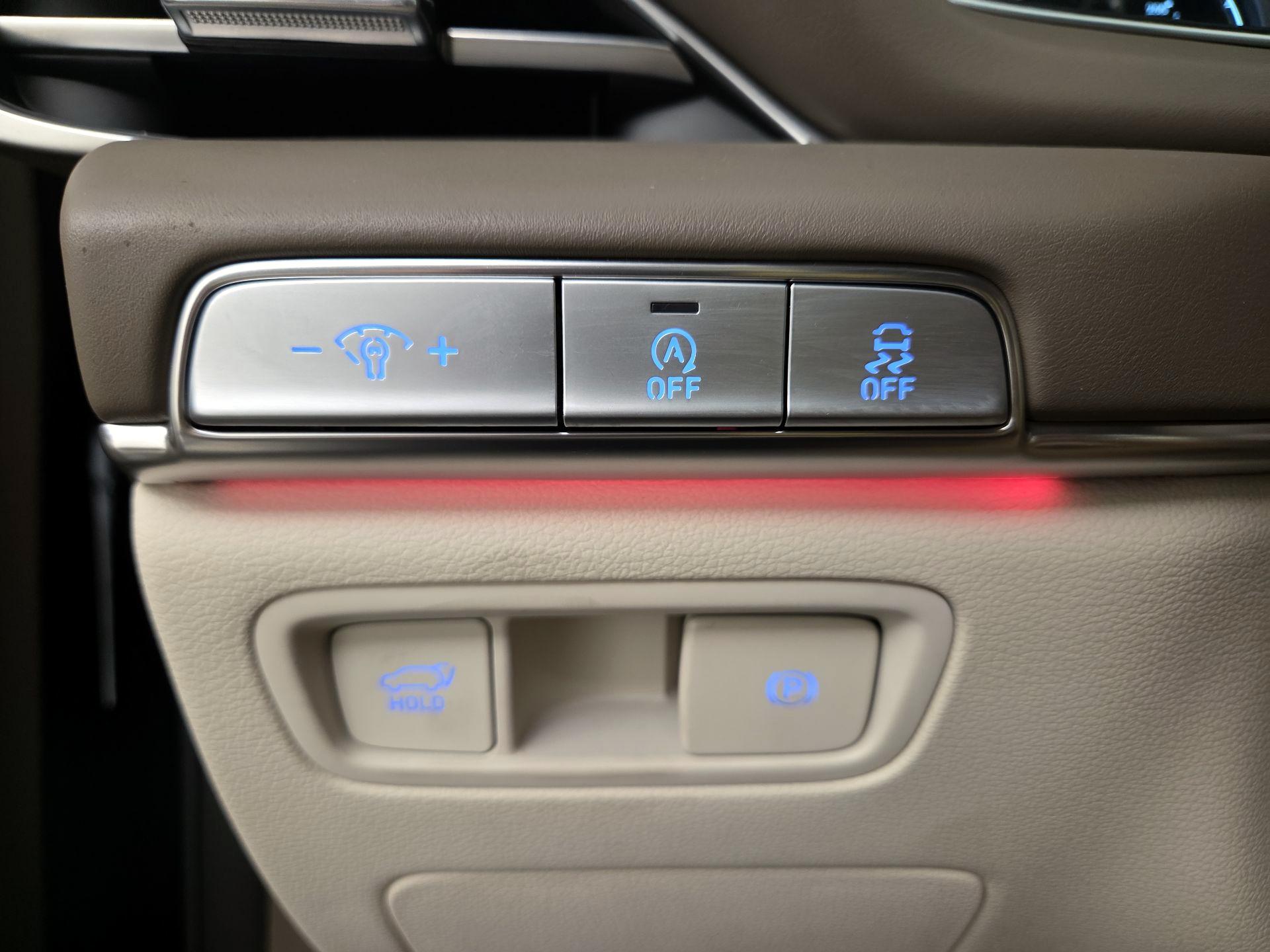 Thumbnail: 2024 Genesis GV80 - 13