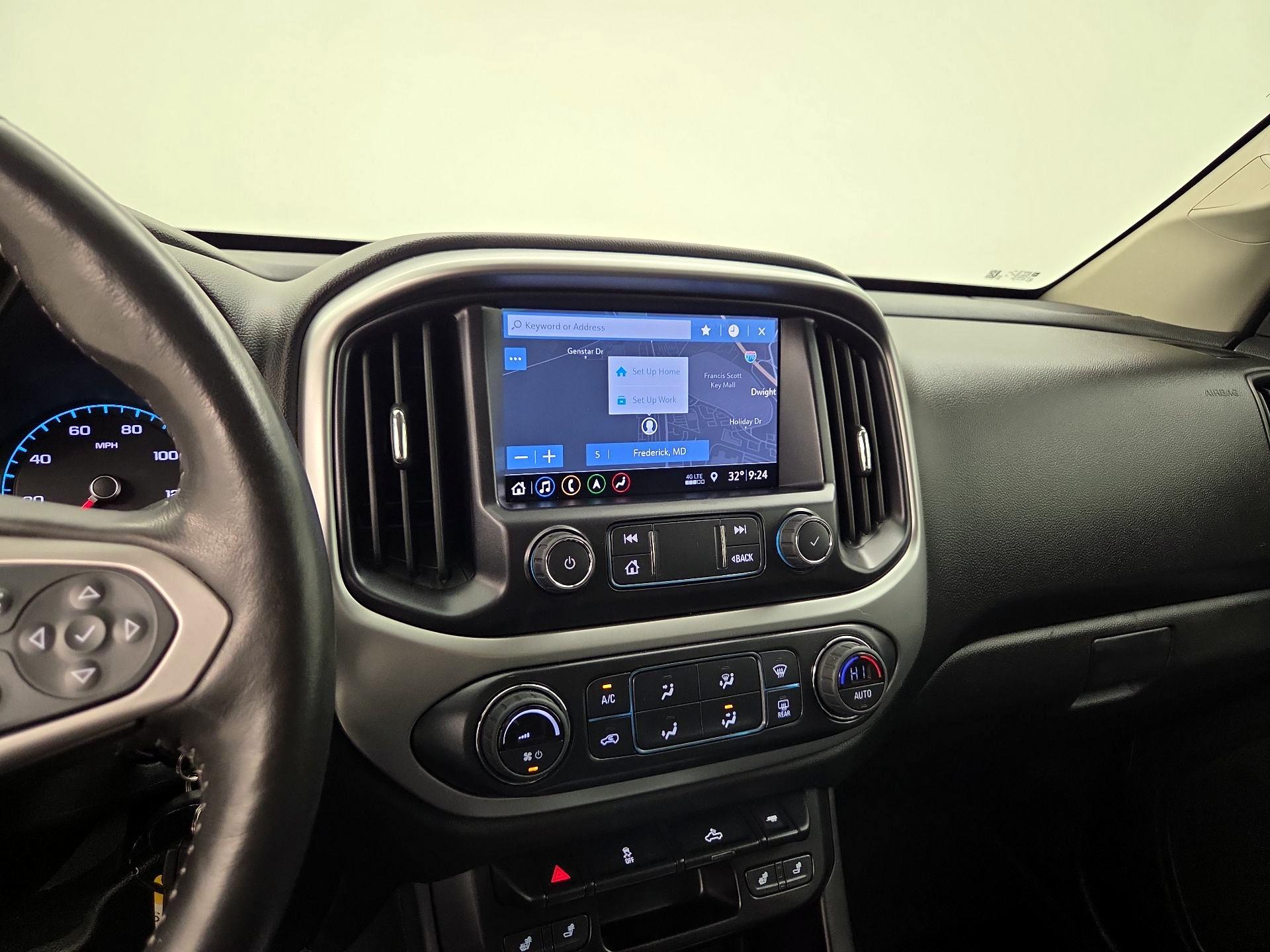 Thumbnail: 2022 Chevrolet Colorado - 14