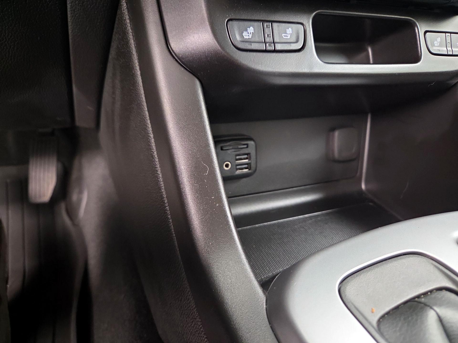 Thumbnail: 2022 Chevrolet Colorado - 19