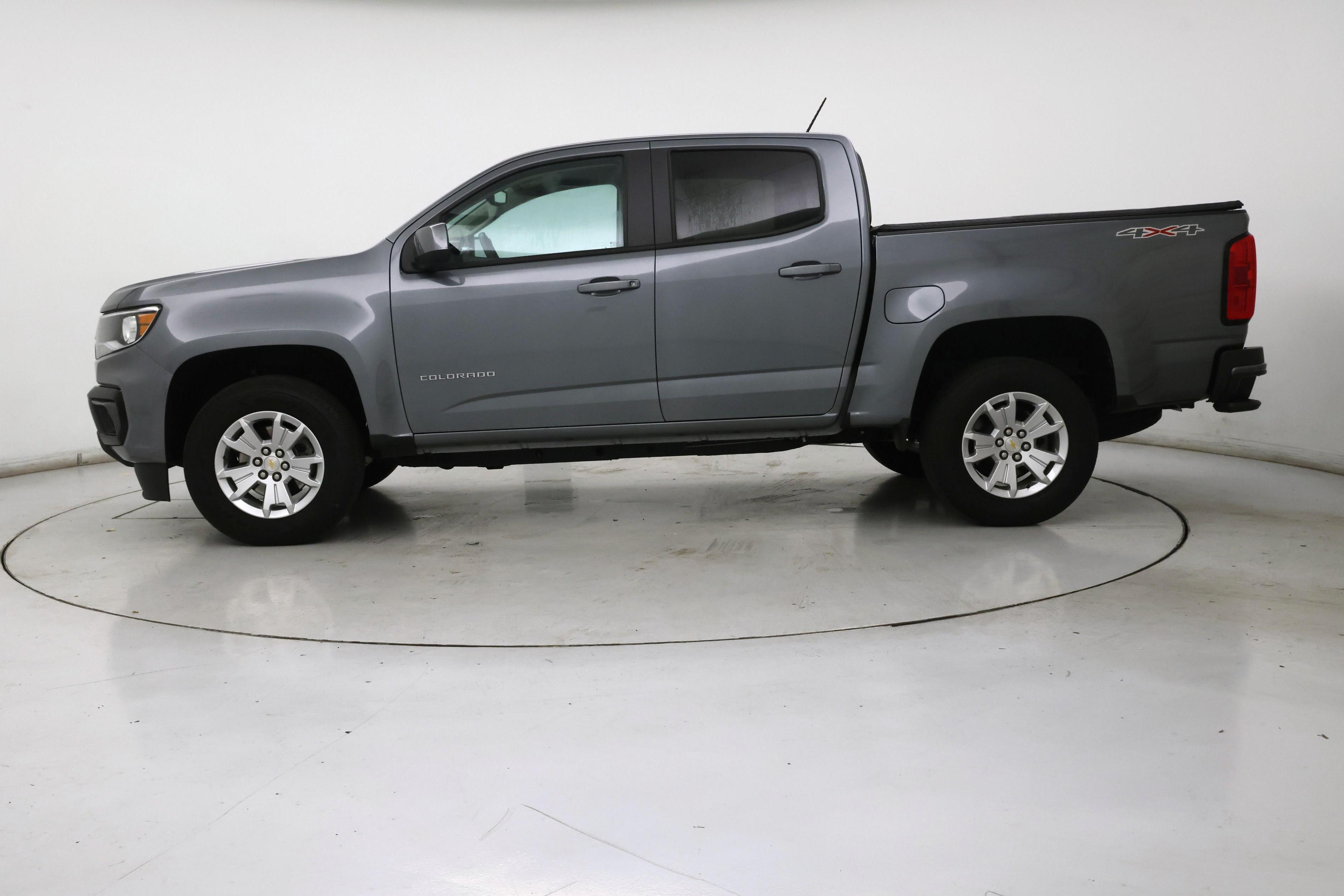 Thumbnail: 2022 Chevrolet Colorado - 3