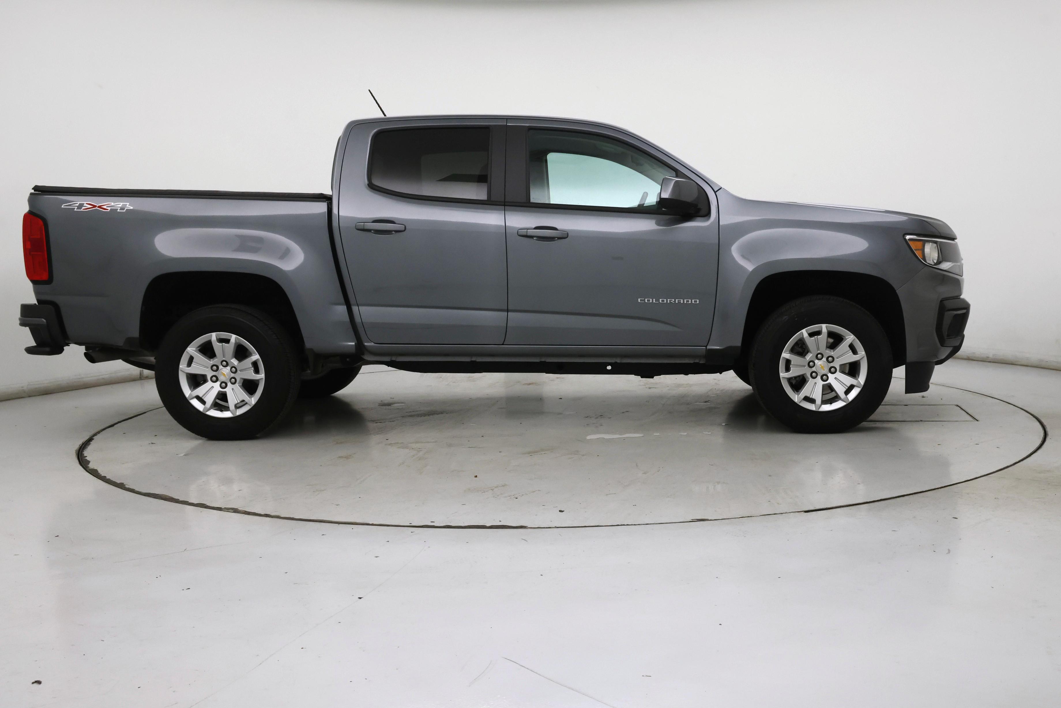 Thumbnail: 2022 Chevrolet Colorado - 7