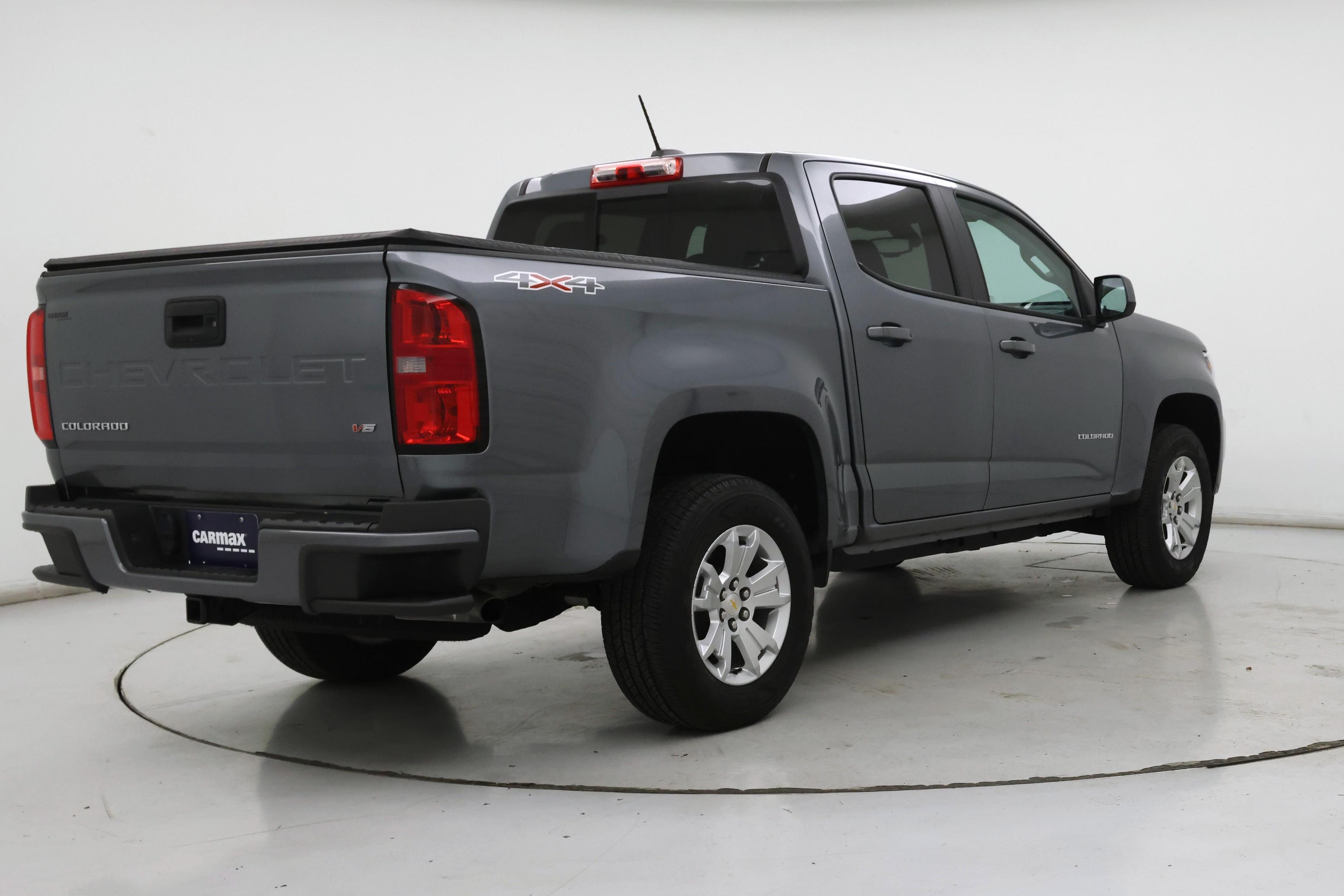 Thumbnail: 2022 Chevrolet Colorado - 8