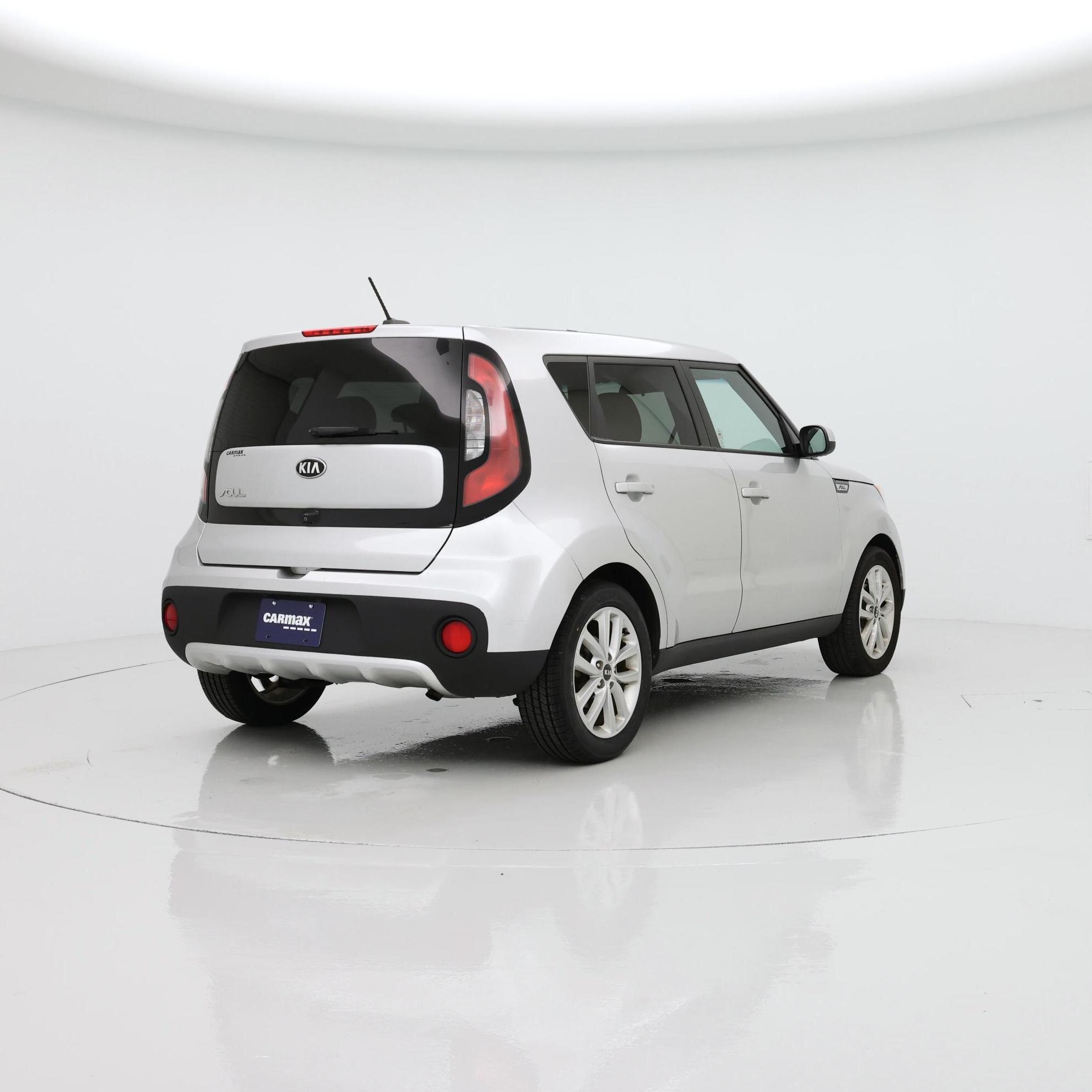 Thumbnail: 2017 Kia Soul - 8