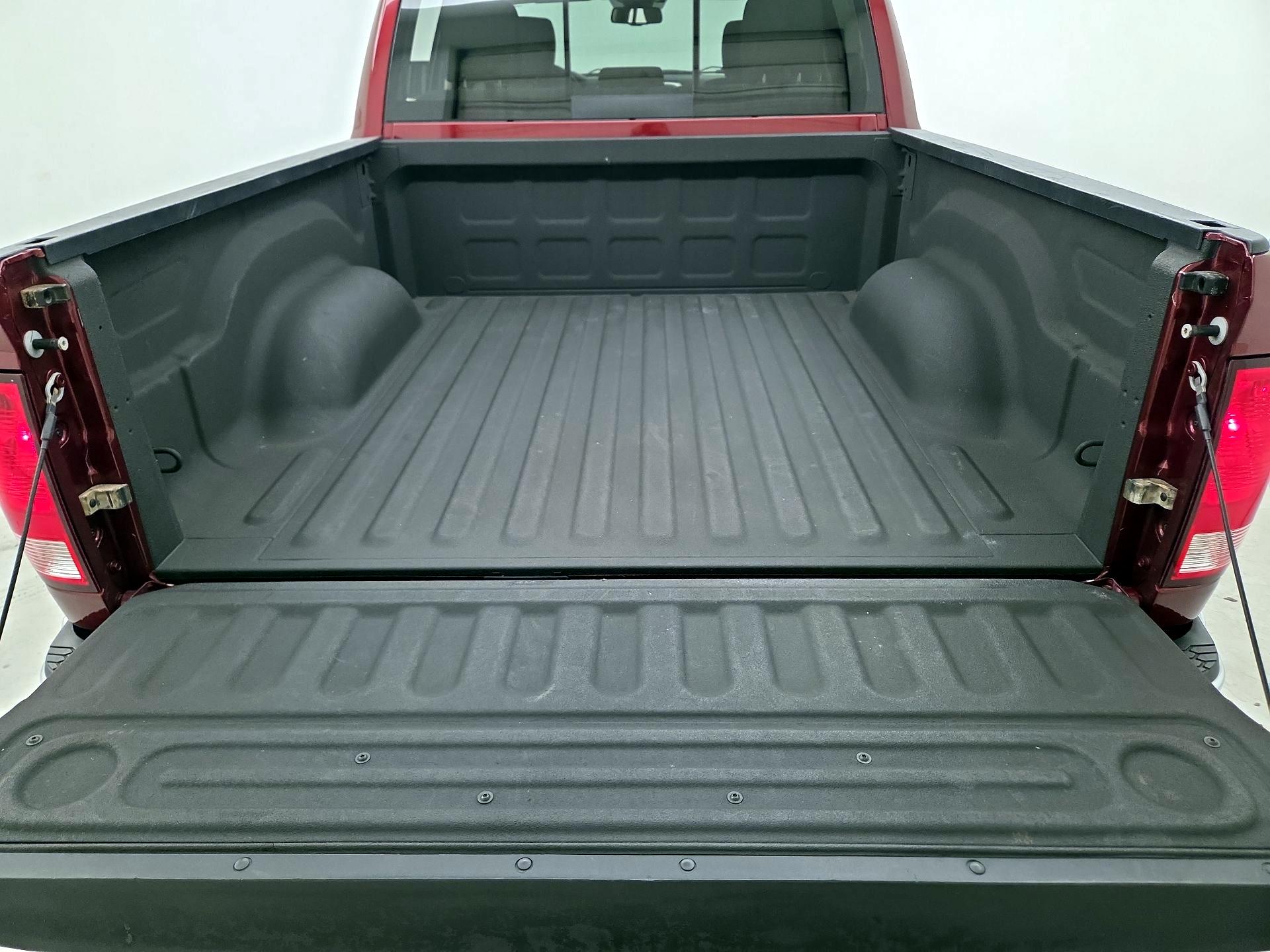 Thumbnail: 2017 RAM 1500 - 19