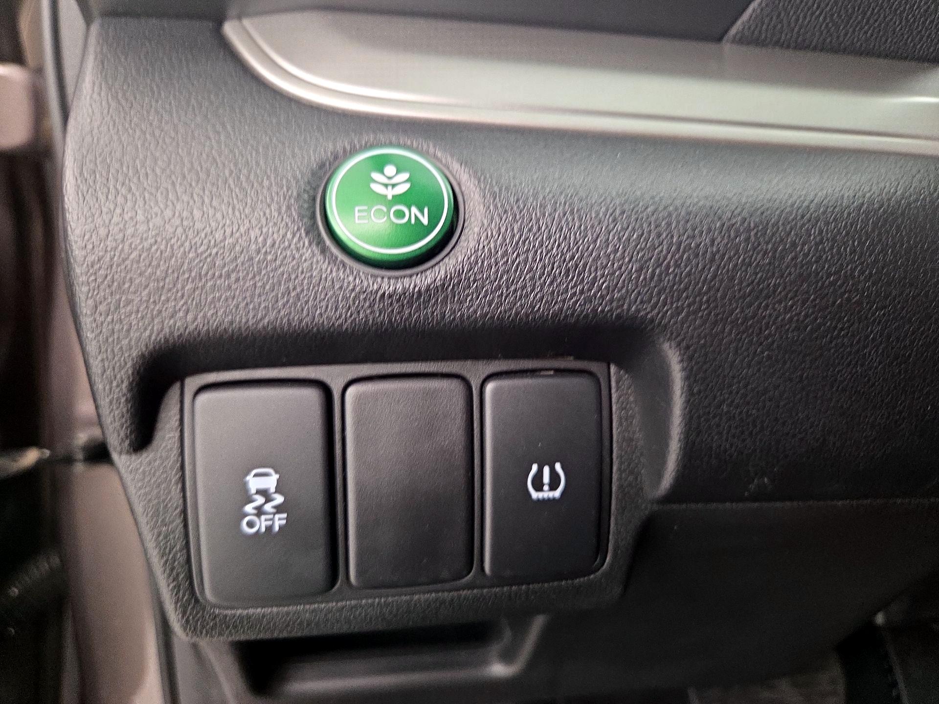 Thumbnail: 2016 Honda CR-V - 13