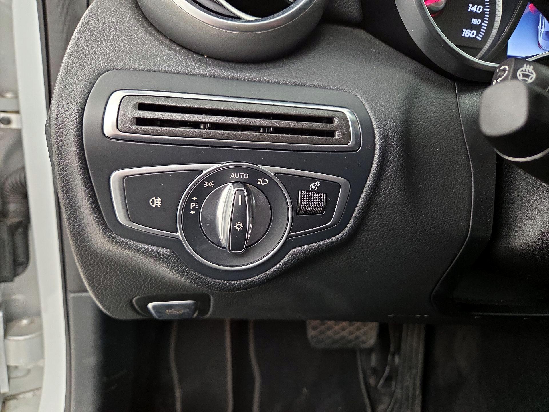 Thumbnail: 2018 Mercedes-Benz C-Class - 13