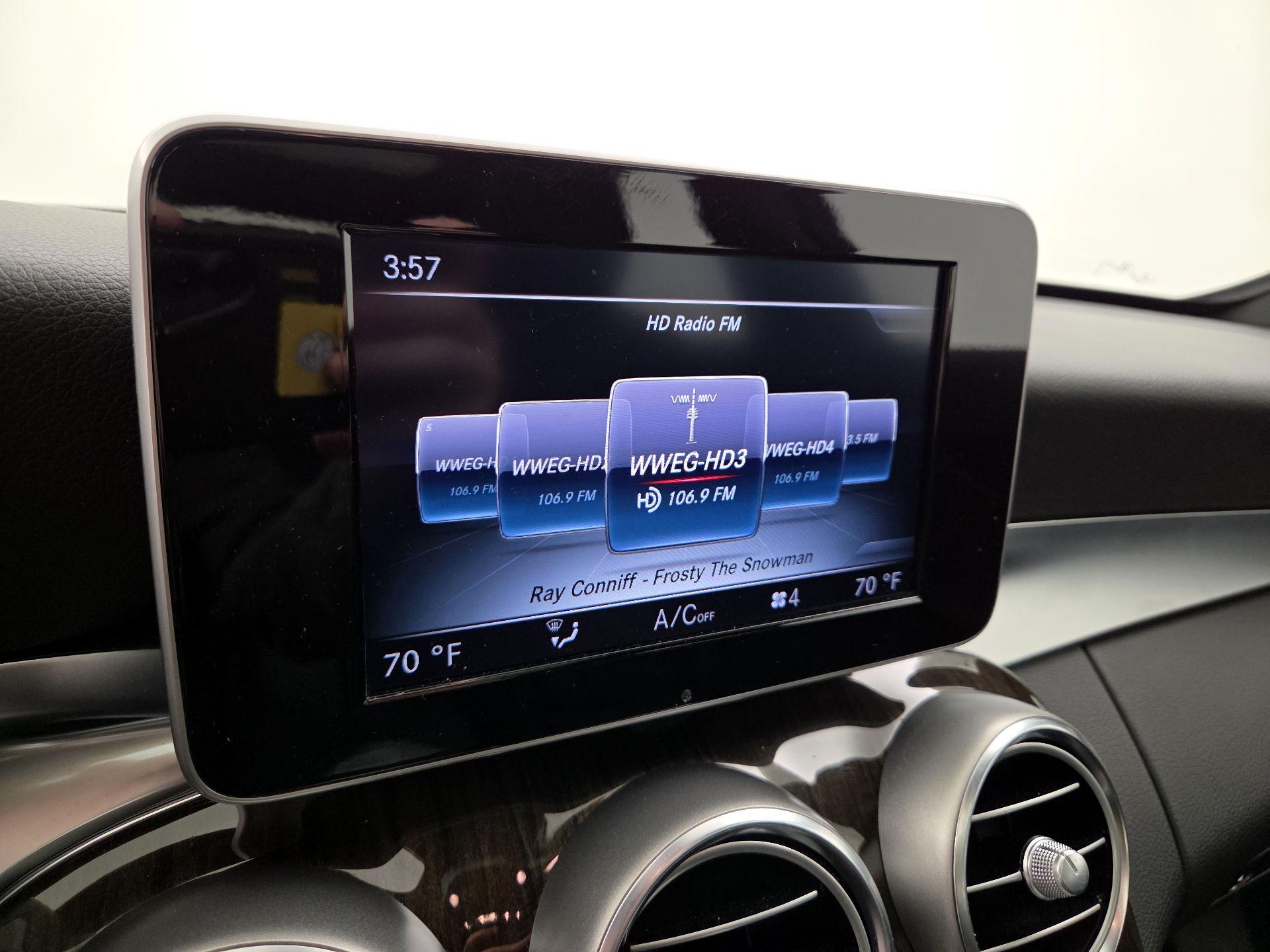 Thumbnail: 2018 Mercedes-Benz C-Class - 16