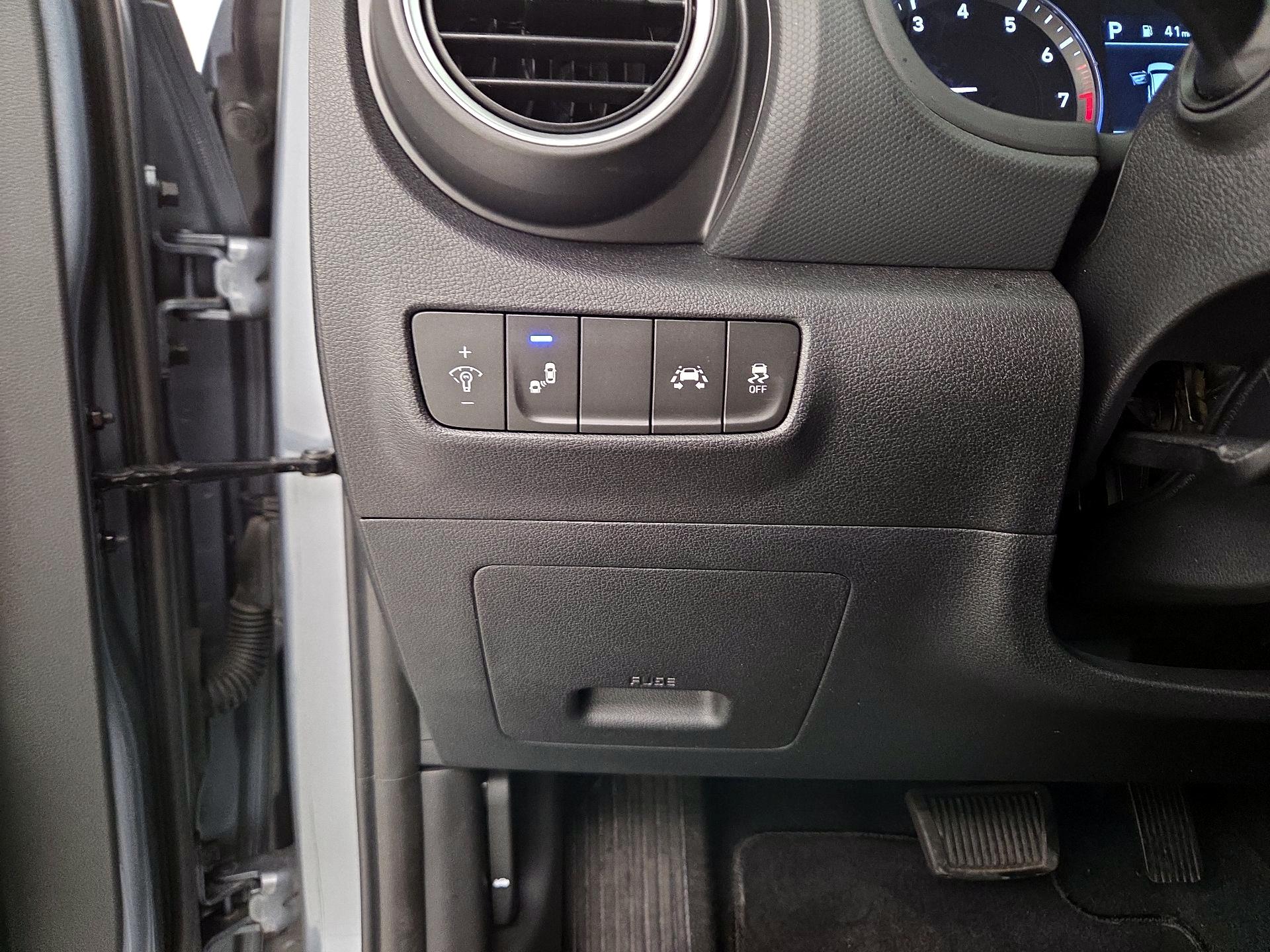 Thumbnail: 2019 Hyundai Kona - 13