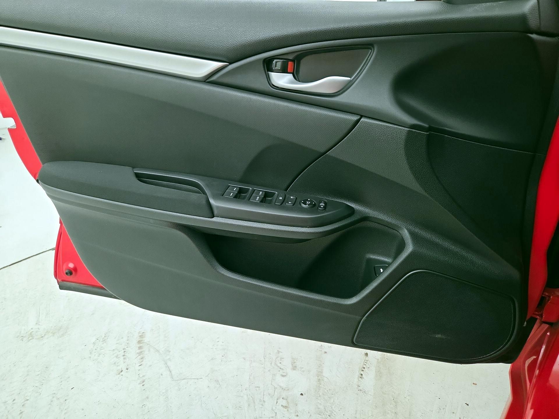 Thumbnail: 2018 Honda Civic - 12