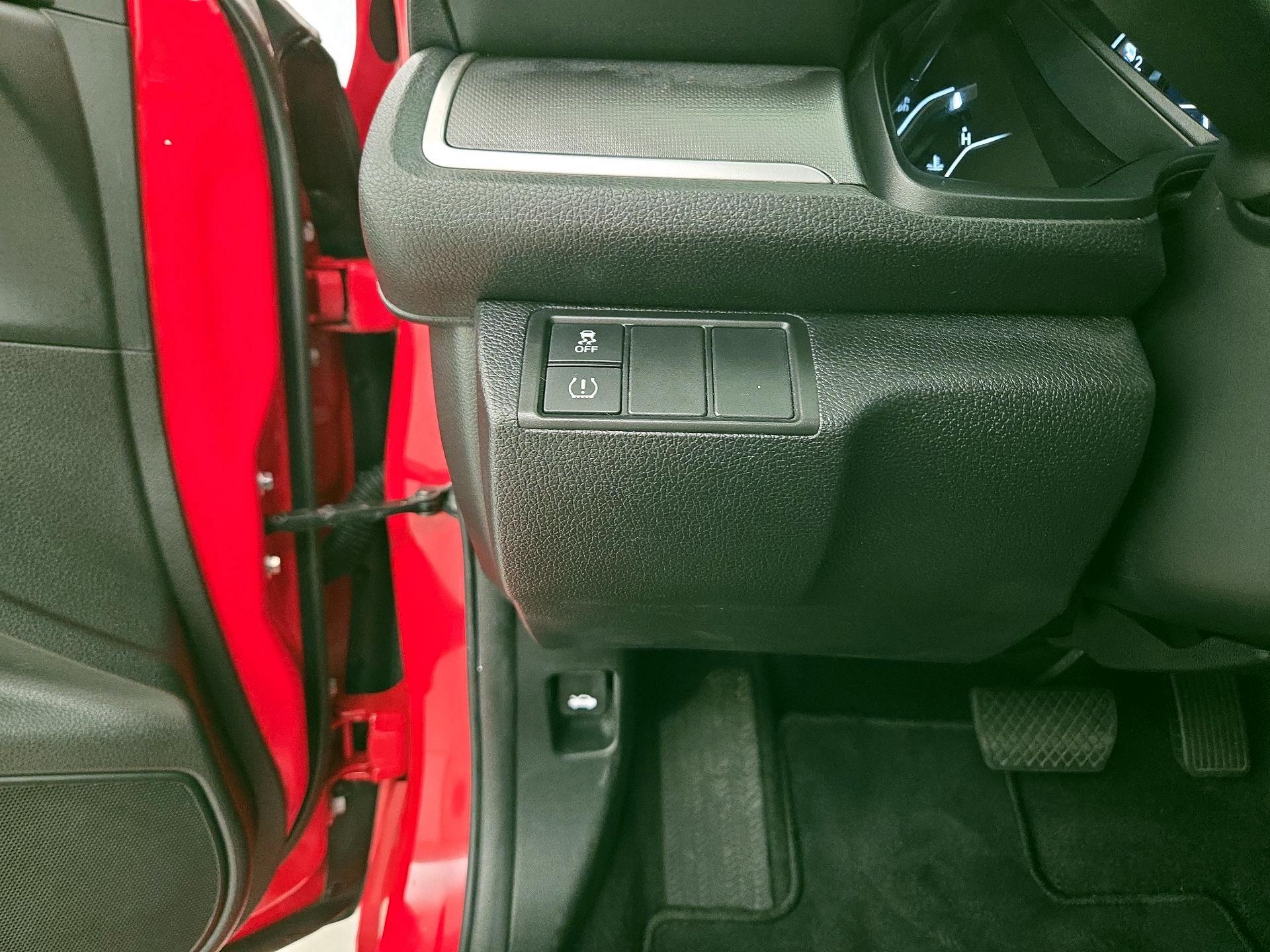 Thumbnail: 2018 Honda Civic - 13