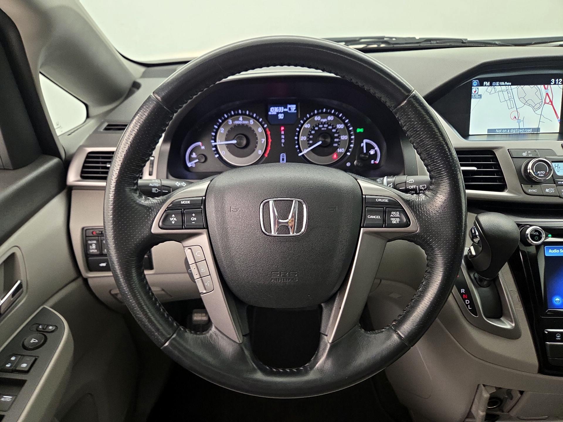 Thumbnail: 2016 Honda Odyssey - 10