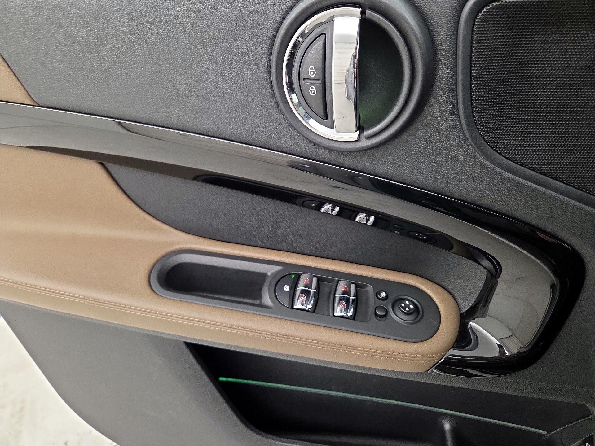 Thumbnail: 2019 MINI Cooper Countryman - 12