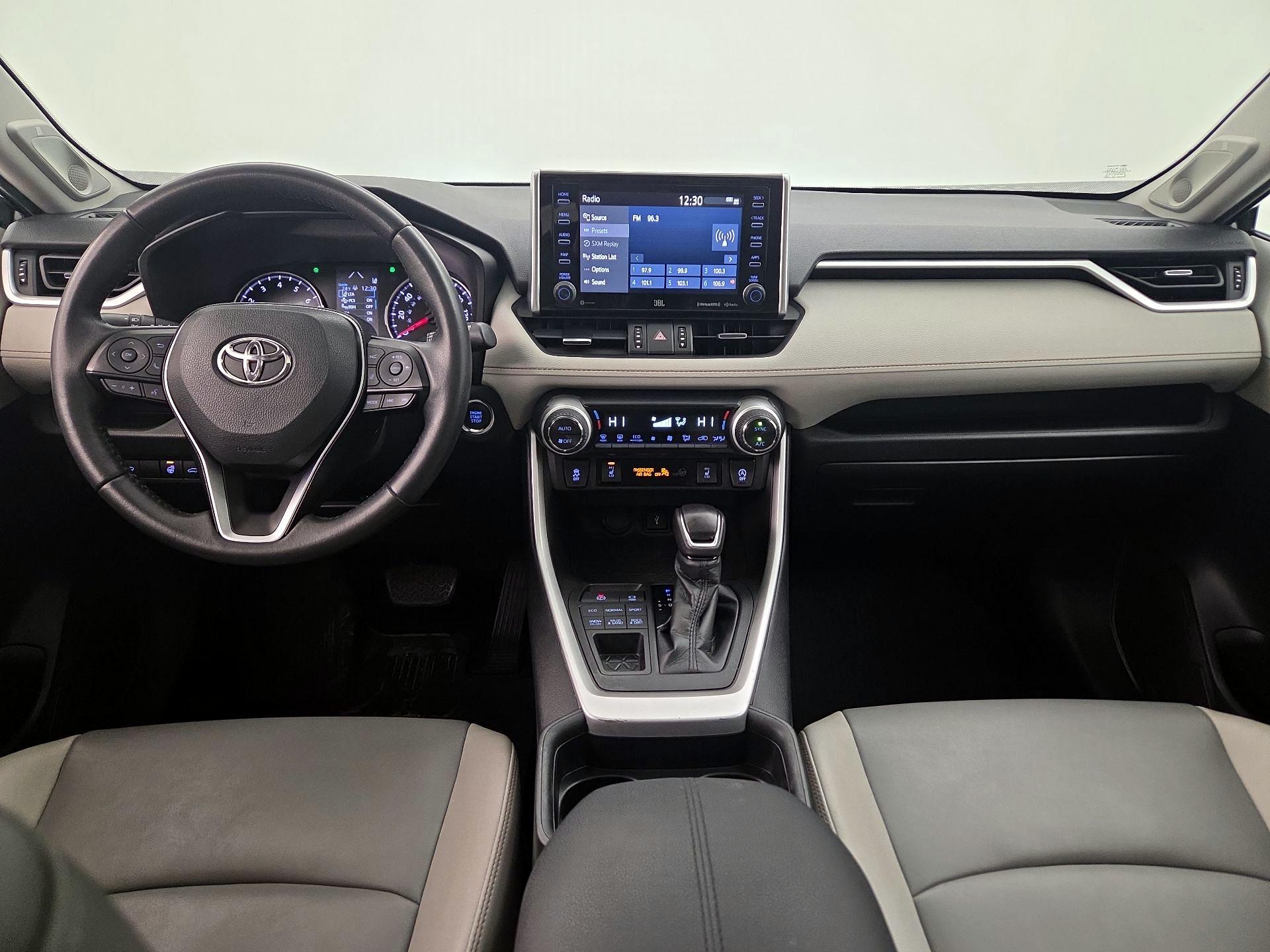 Thumbnail: 2021 Toyota RAV4 - 9