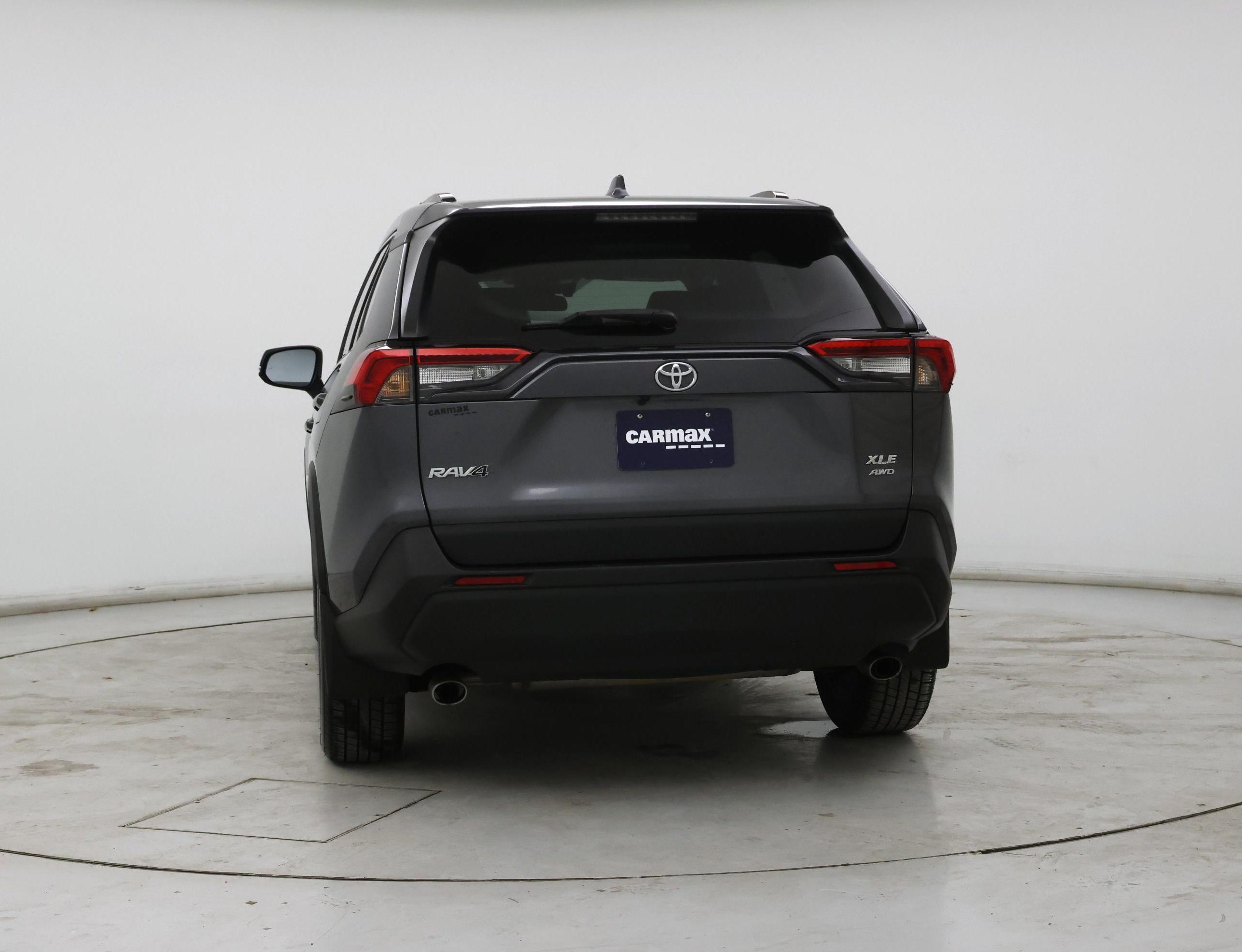 Thumbnail: 2021 Toyota RAV4 - 6