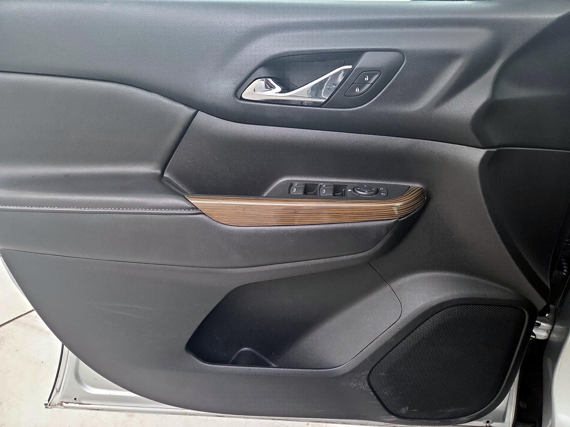 Thumbnail: 2018 GMC Acadia - 12