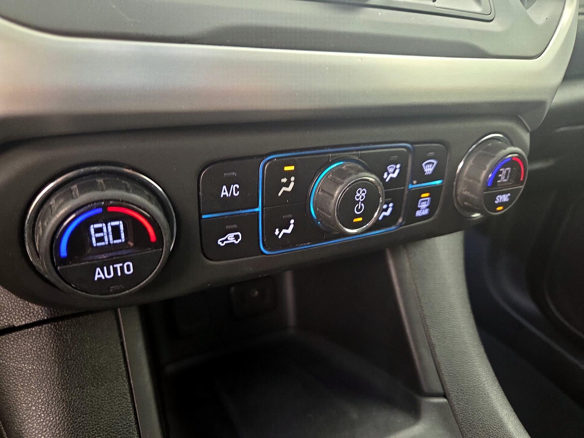 Thumbnail: 2018 GMC Acadia - 16