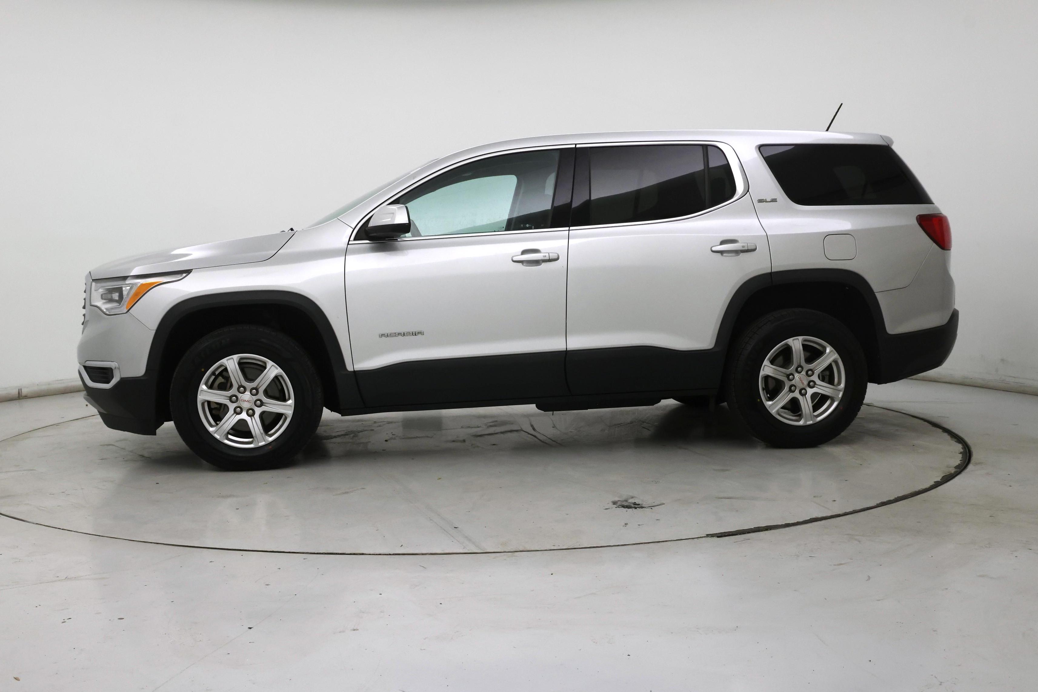 Thumbnail: 2018 GMC Acadia - 3