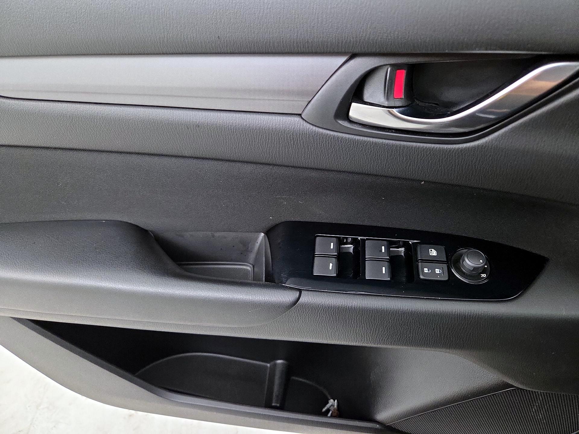 Thumbnail: 2018 Mazda CX-5 - 12