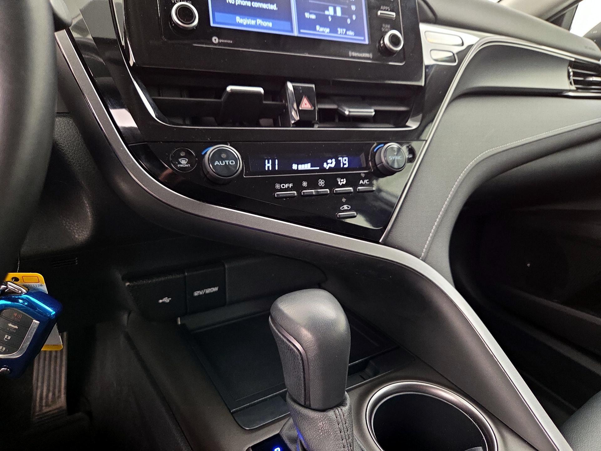 Thumbnail: 2023 Toyota Camry - 16