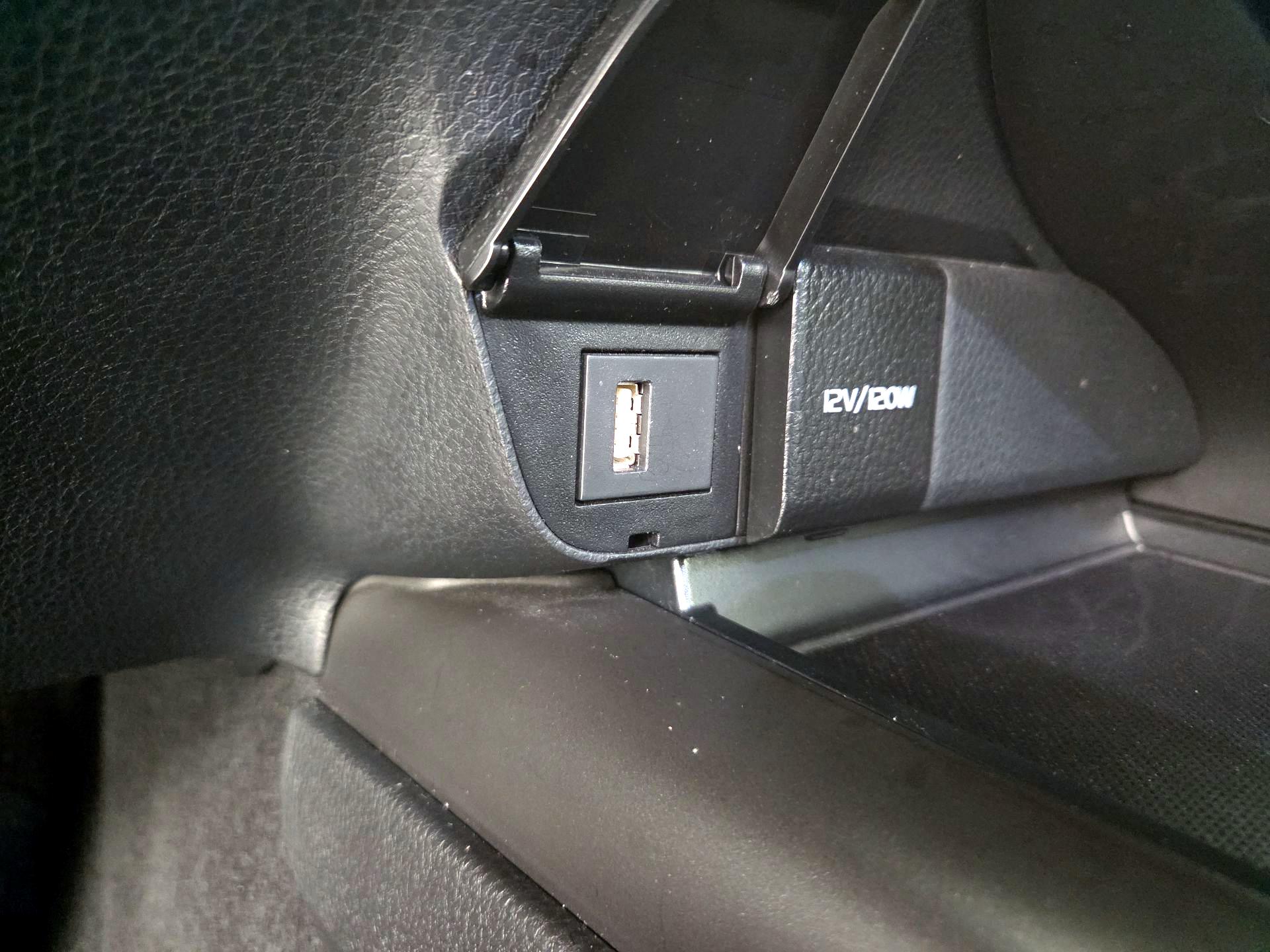 Thumbnail: 2023 Toyota Camry - 18