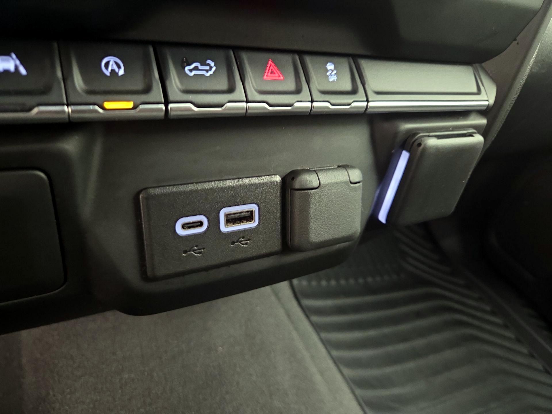 Thumbnail: 2023 Chevrolet Silverado 1500 - 18