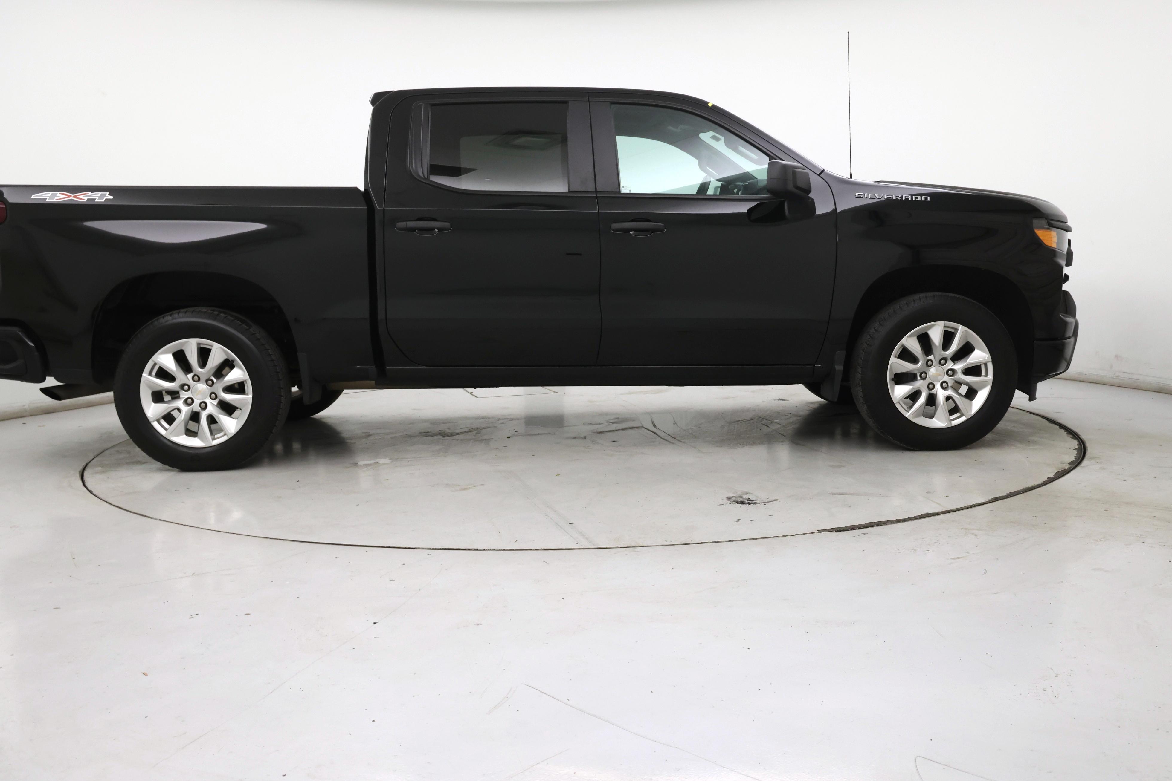 Thumbnail: 2023 Chevrolet Silverado 1500 - 7