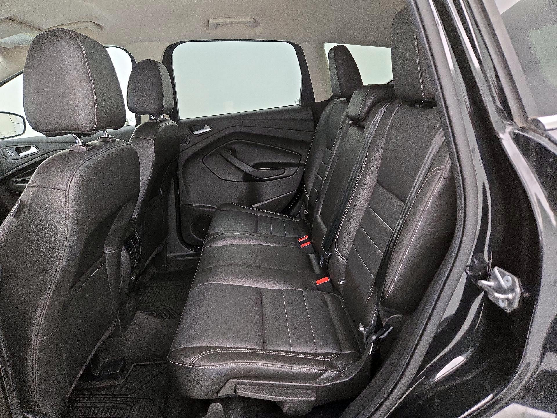 Thumbnail: 2015 Ford Escape - 20