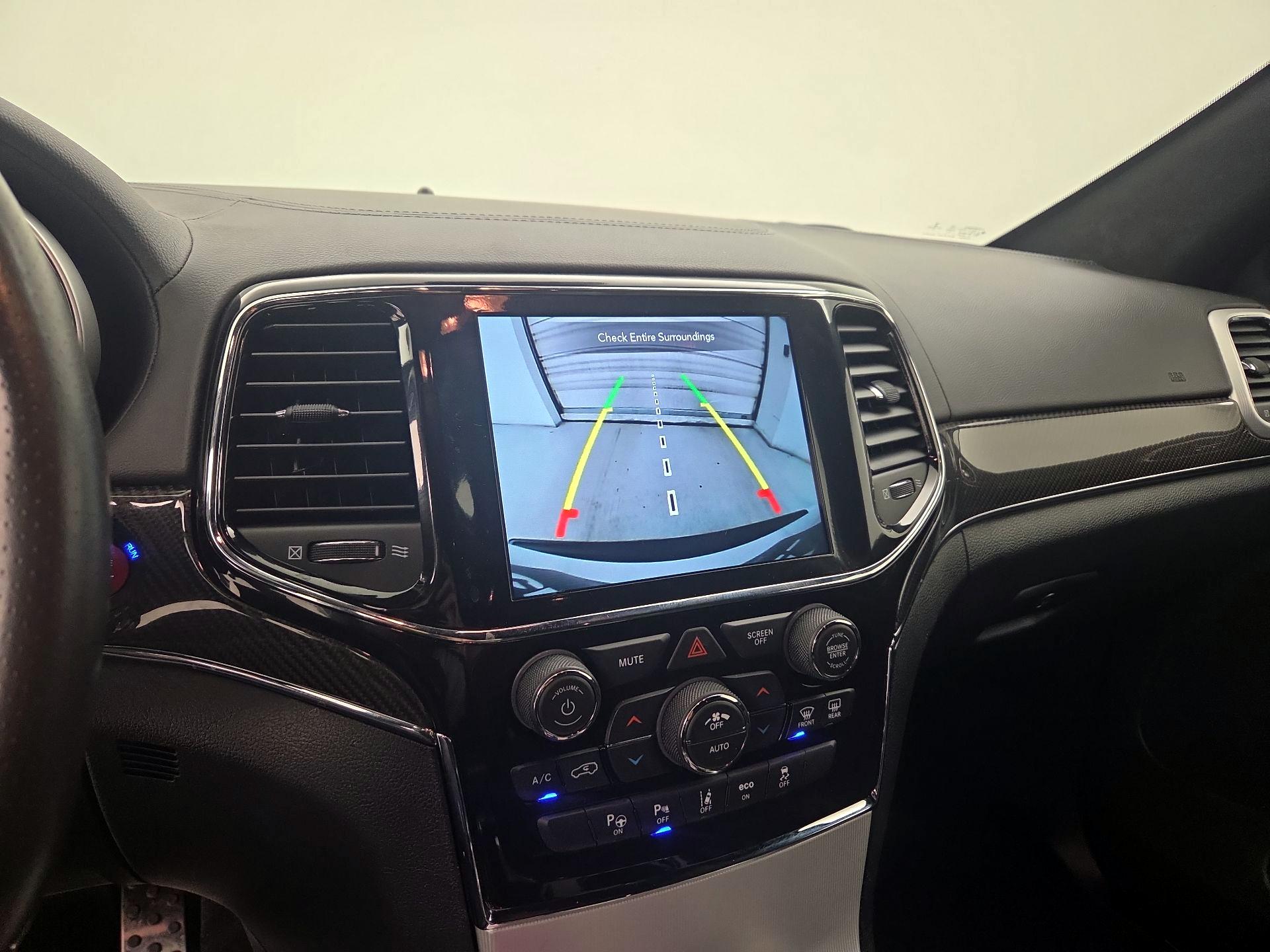 Thumbnail: 2021 Jeep Grand Cherokee - 15