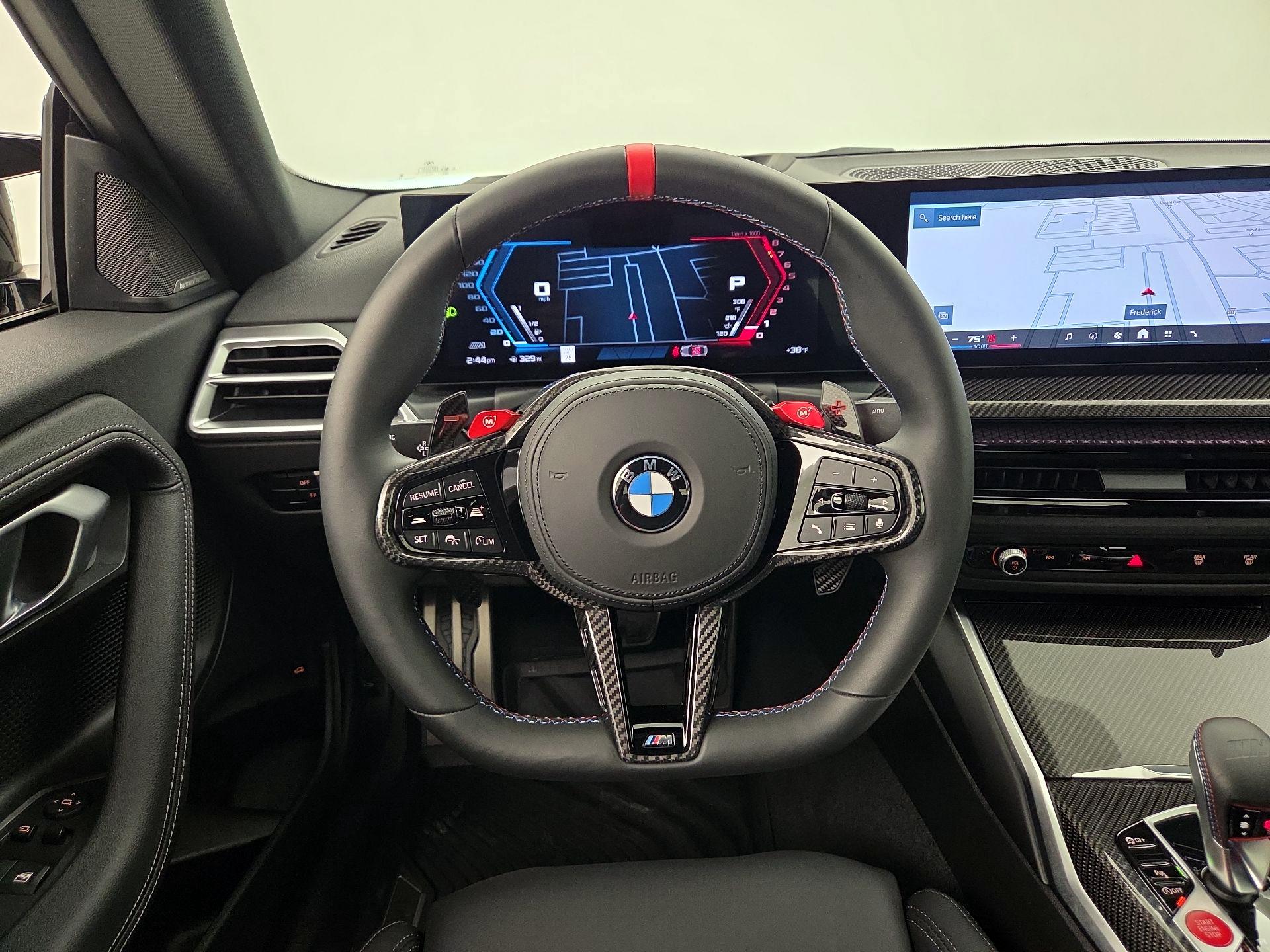 Thumbnail: 2025 BMW M2 - 10