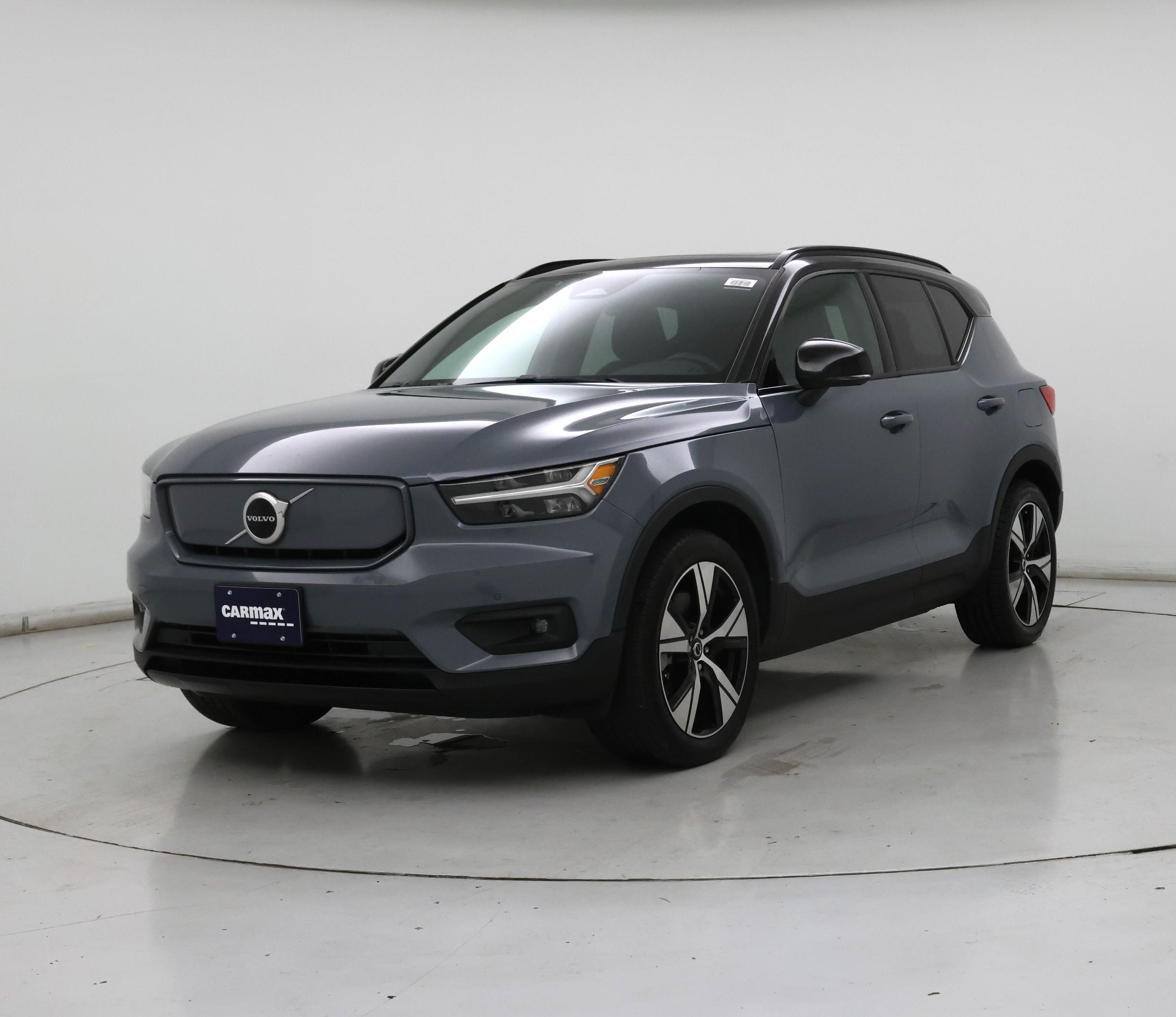 Thumbnail: 2021 Volvo XC40 - 4