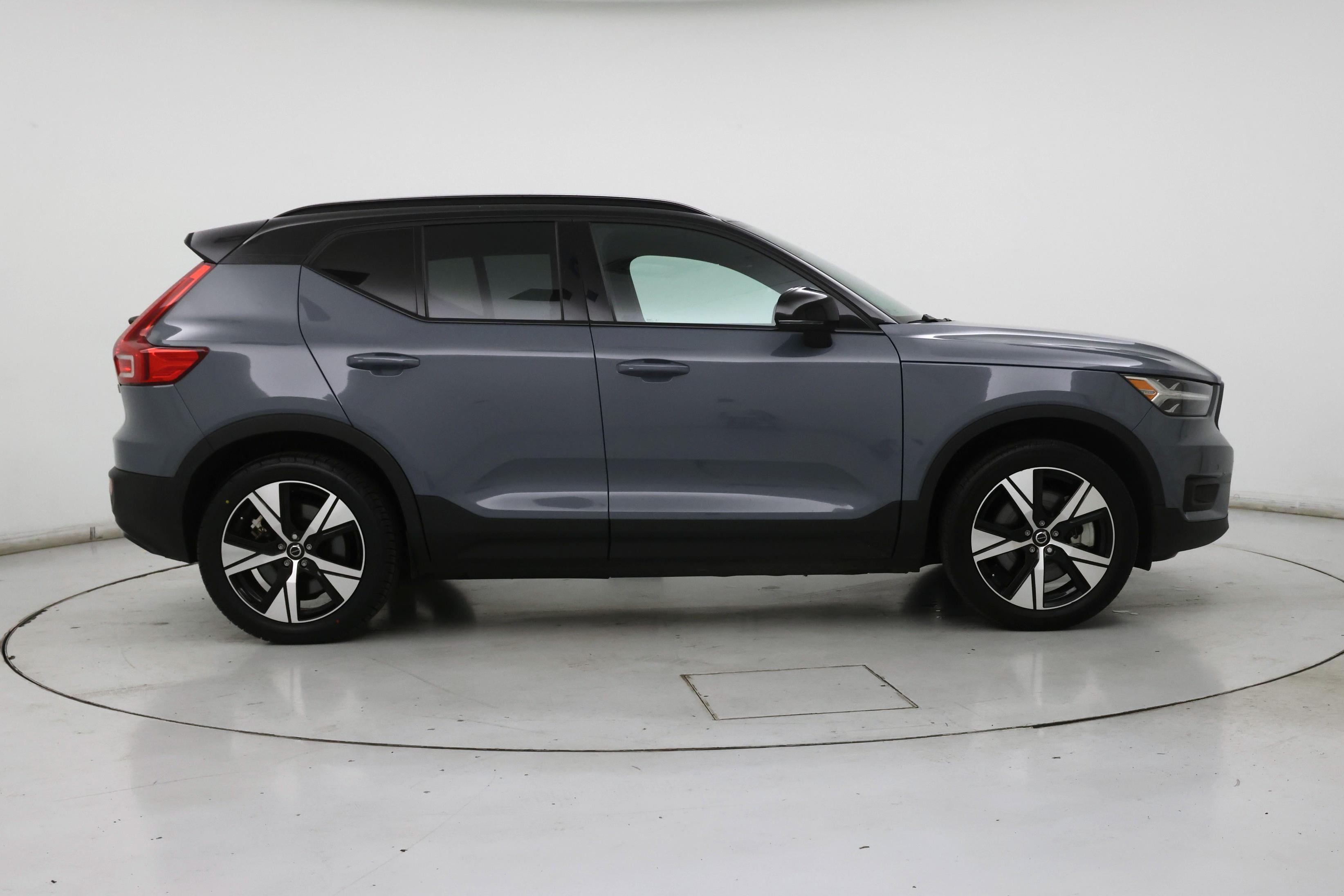 Thumbnail: 2021 Volvo XC40 - 7