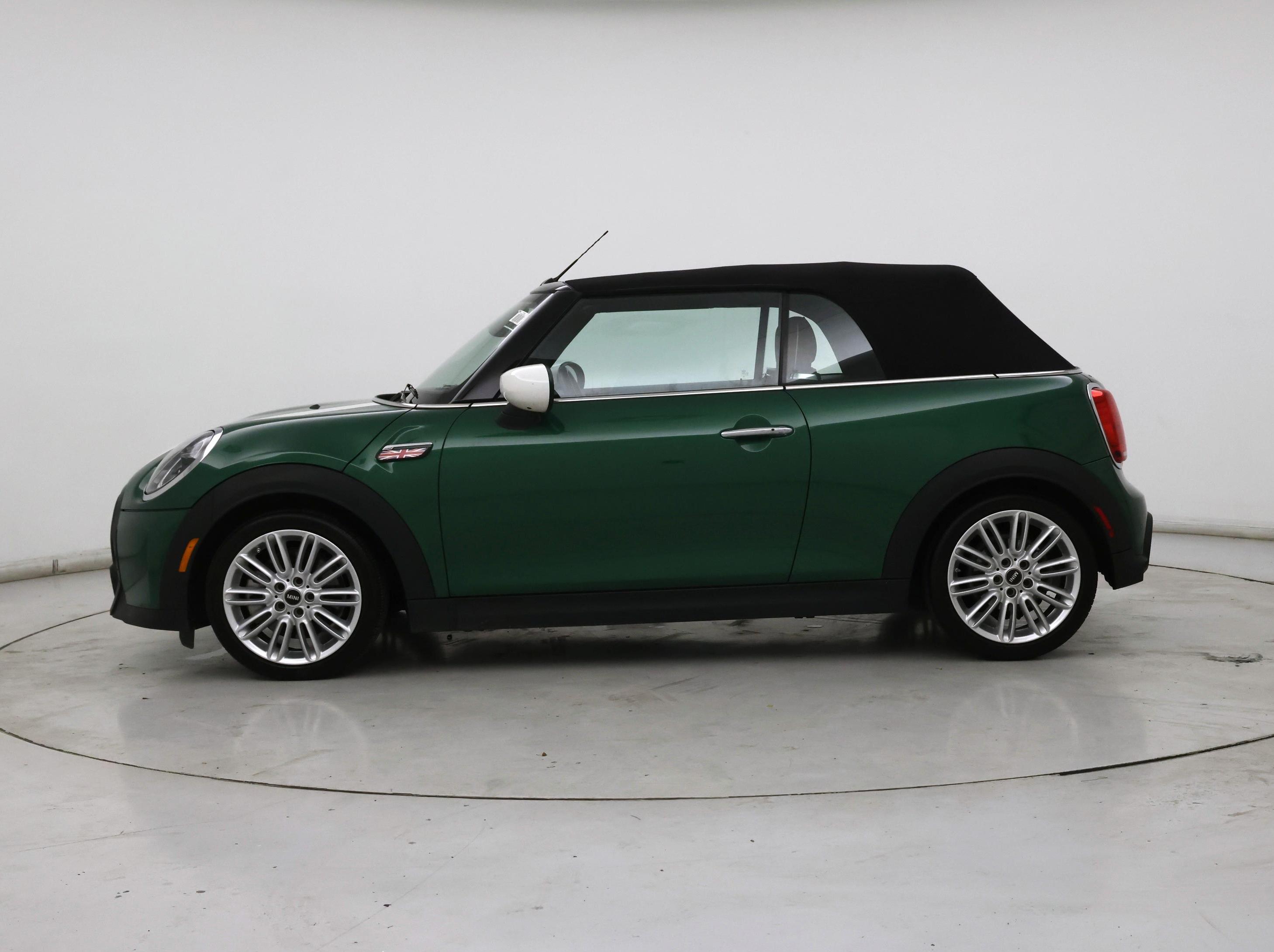 Thumbnail: 2024 MINI Cooper - 3