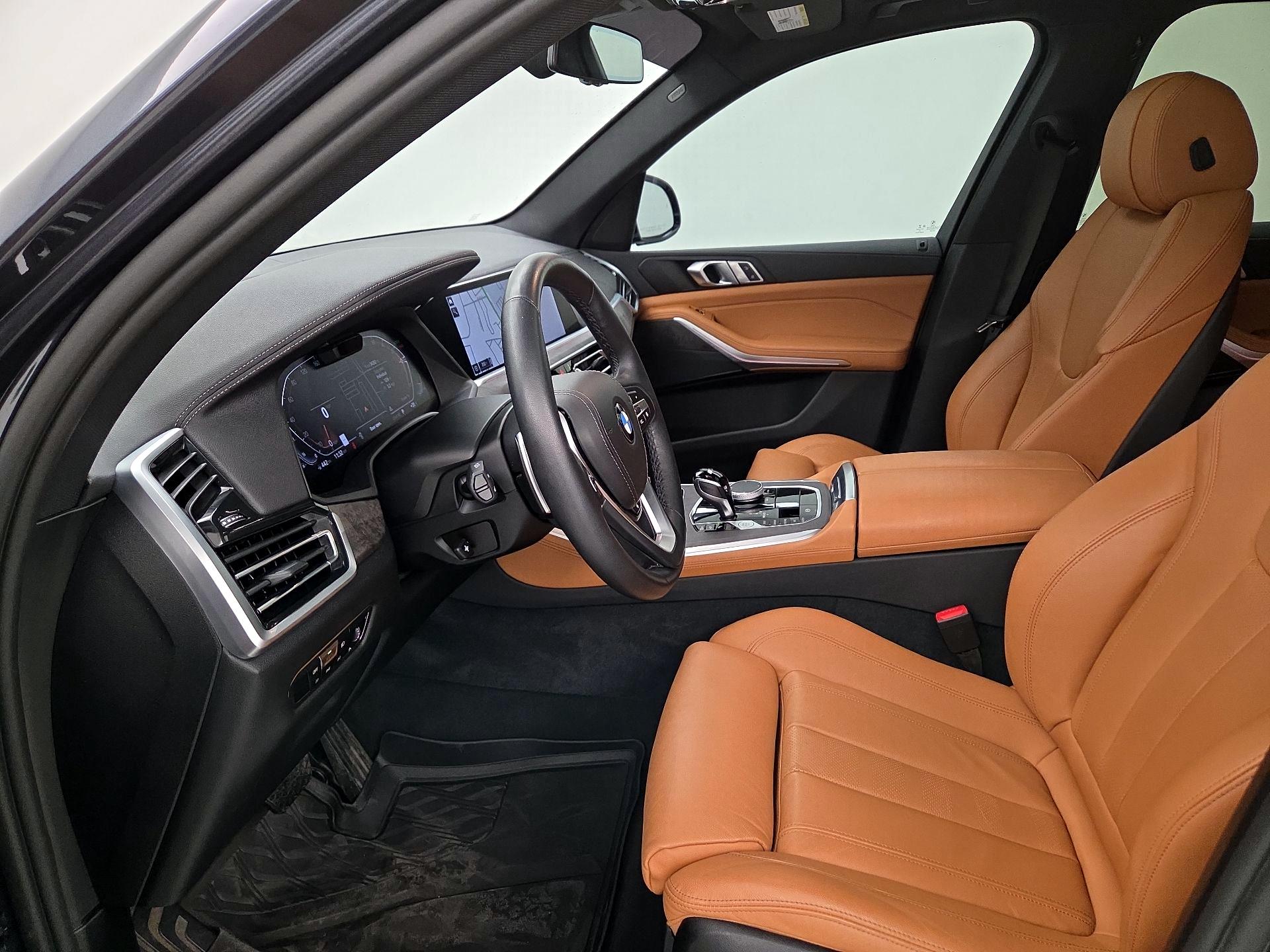 Thumbnail: 2022 BMW X5 - 11