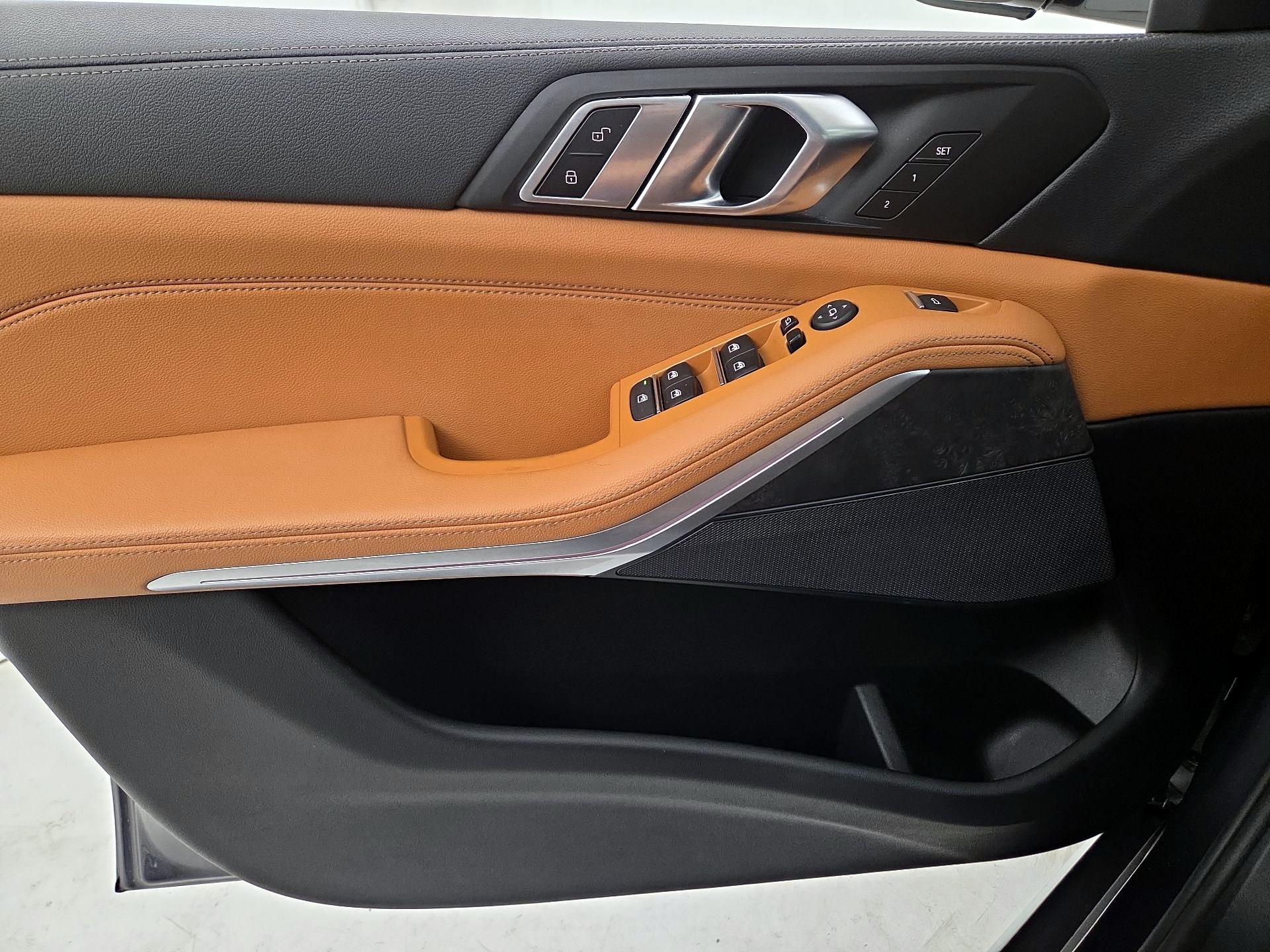 Thumbnail: 2022 BMW X5 - 12