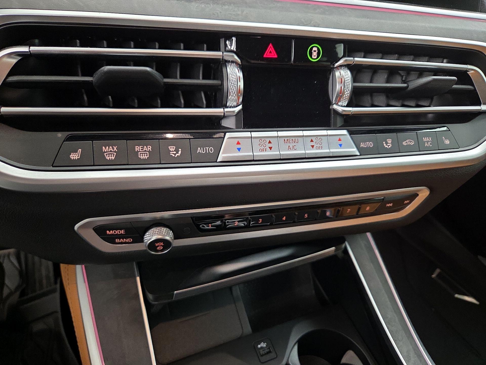 Thumbnail: 2022 BMW X5 - 17