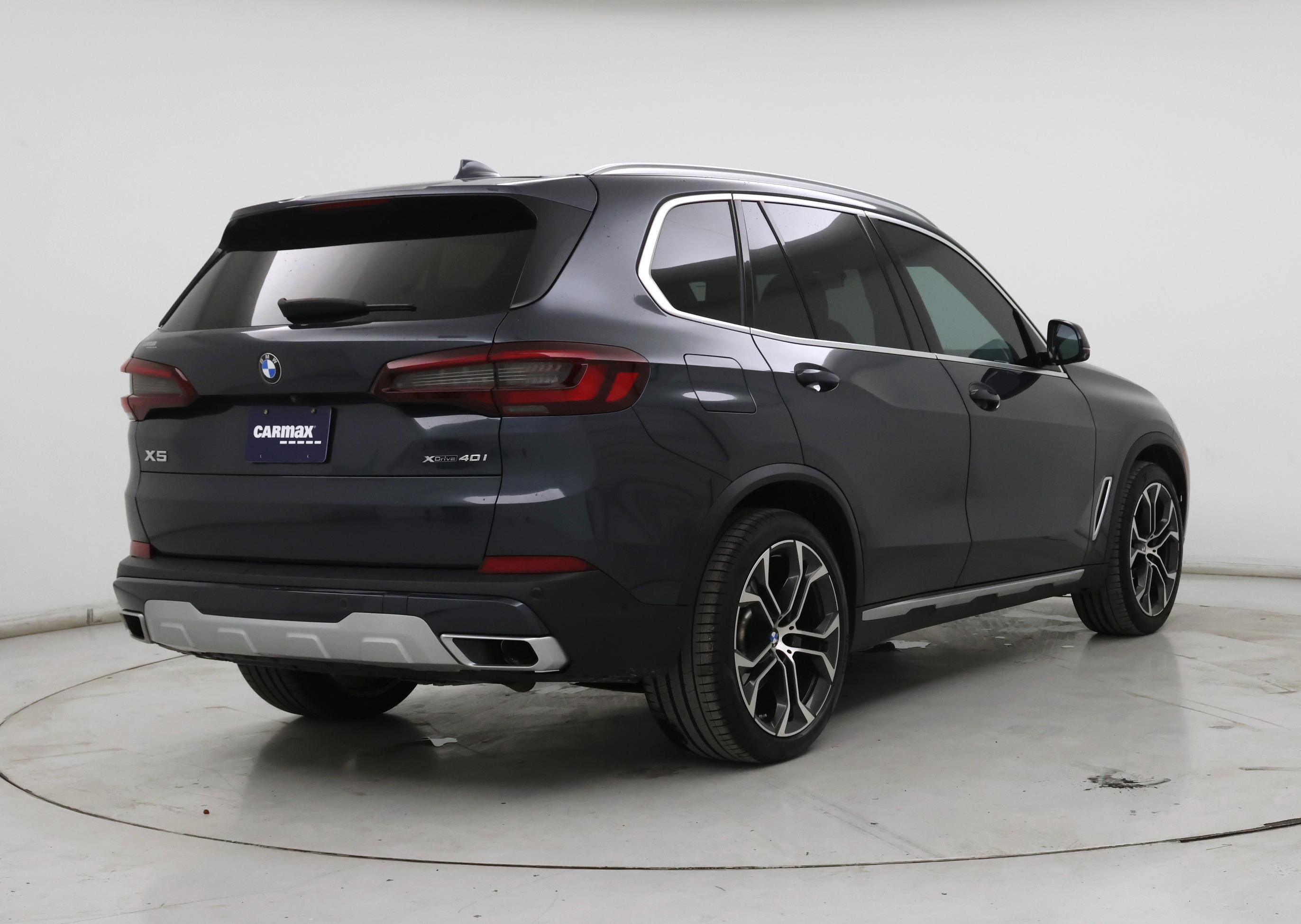 Thumbnail: 2022 BMW X5 - 8