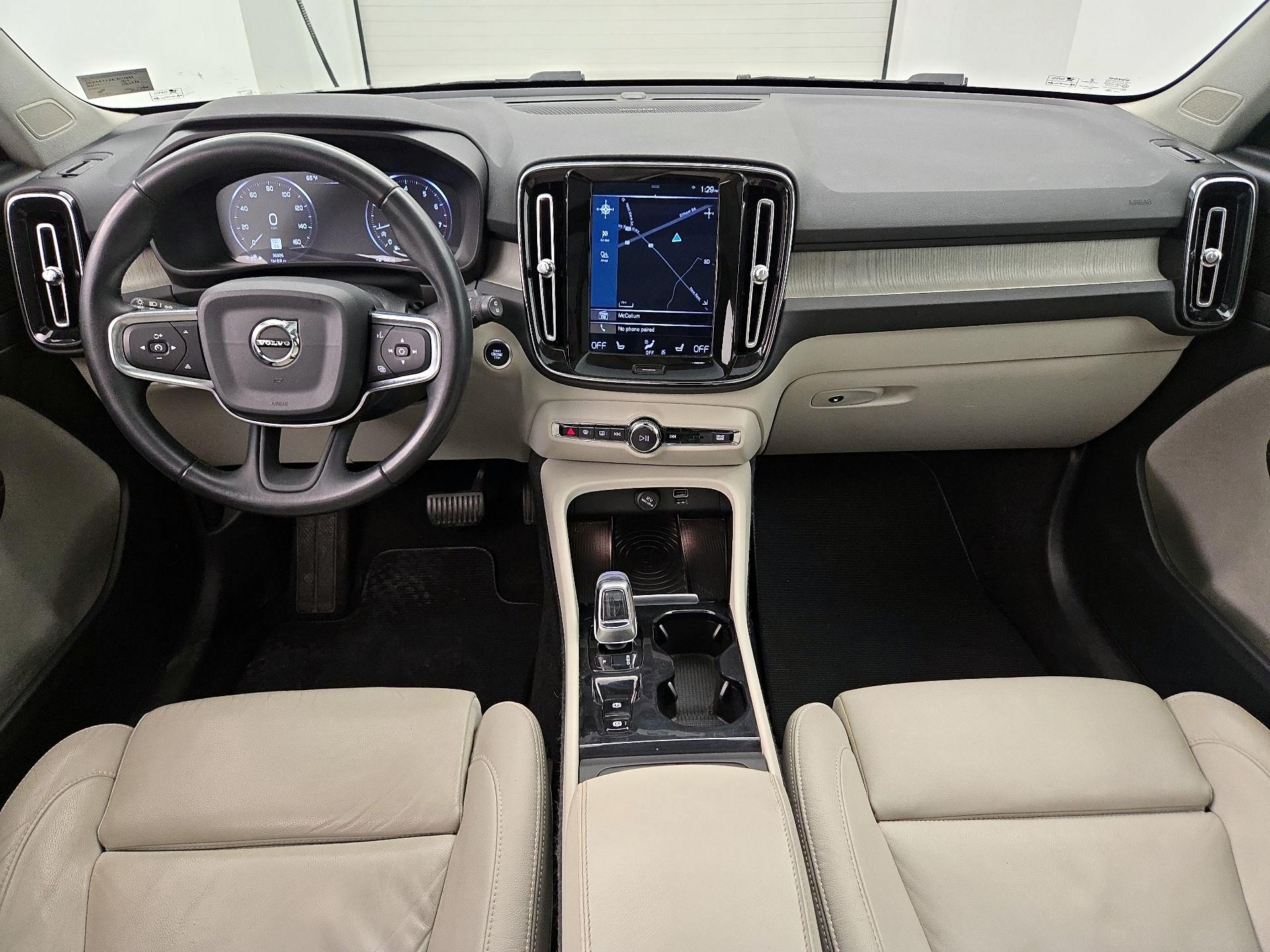 Thumbnail: 2019 Volvo XC40 - 9