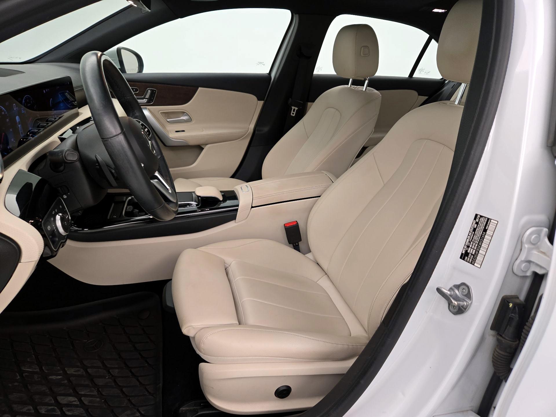 Thumbnail: 2019 Mercedes-Benz A-Class - 11