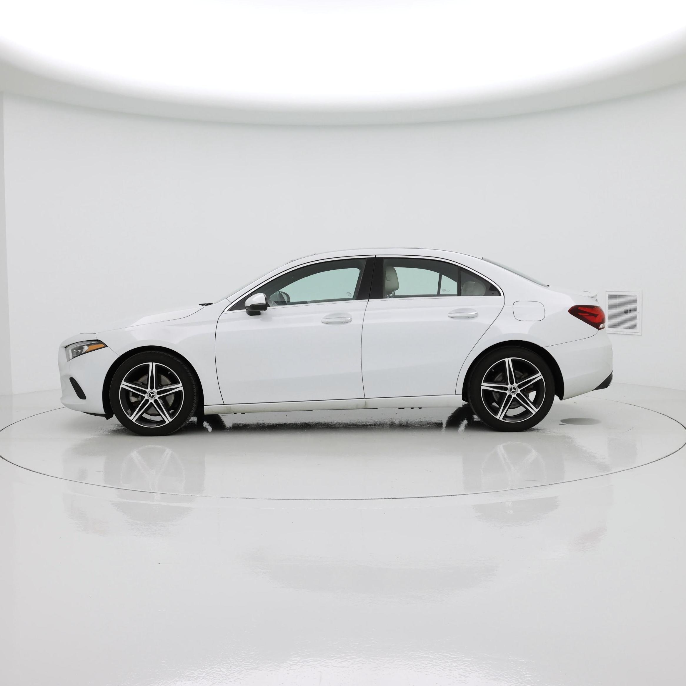 Thumbnail: 2019 Mercedes-Benz A-Class - 3