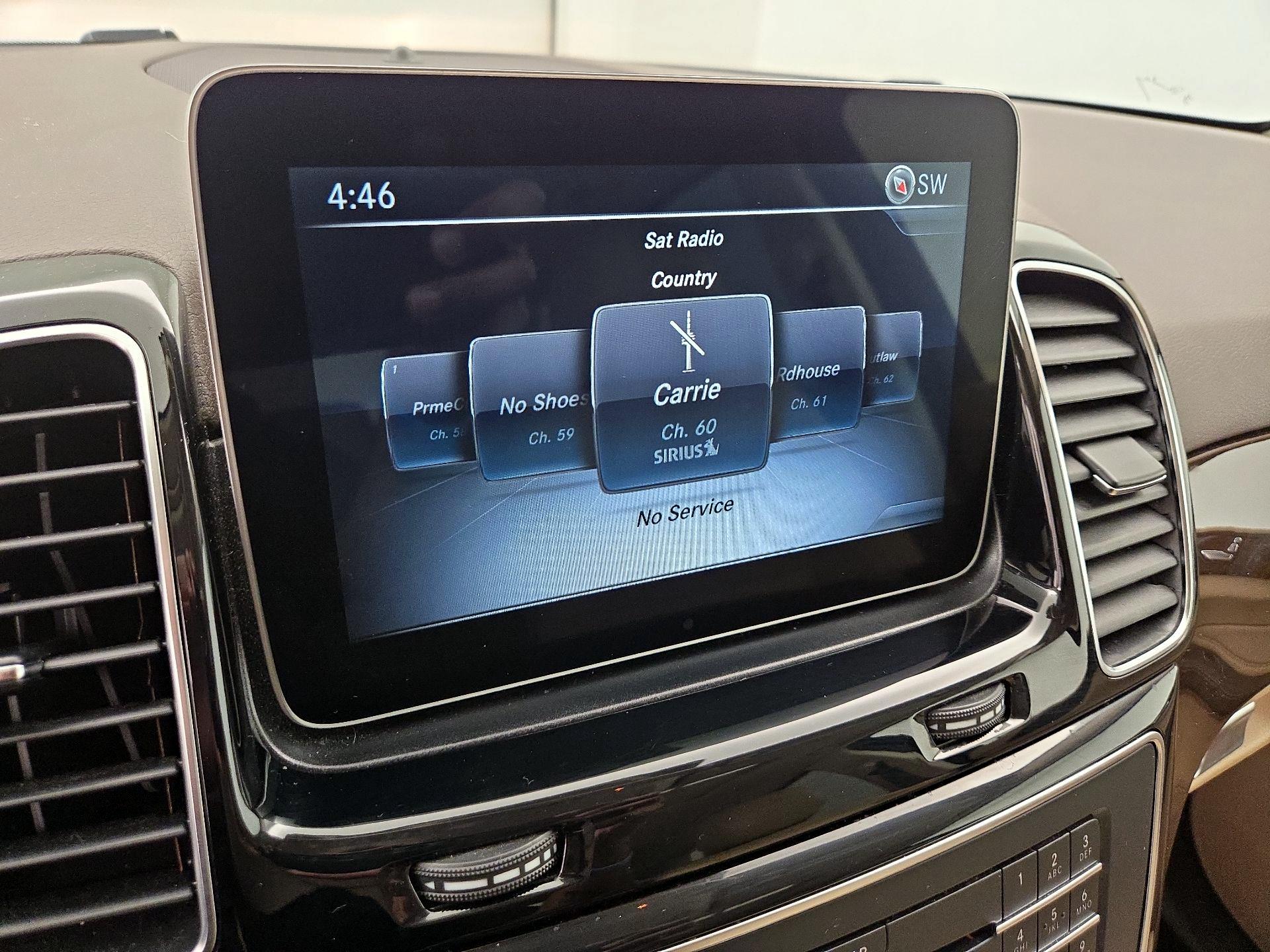 Thumbnail: 2017 Mercedes-Benz GLE - 16