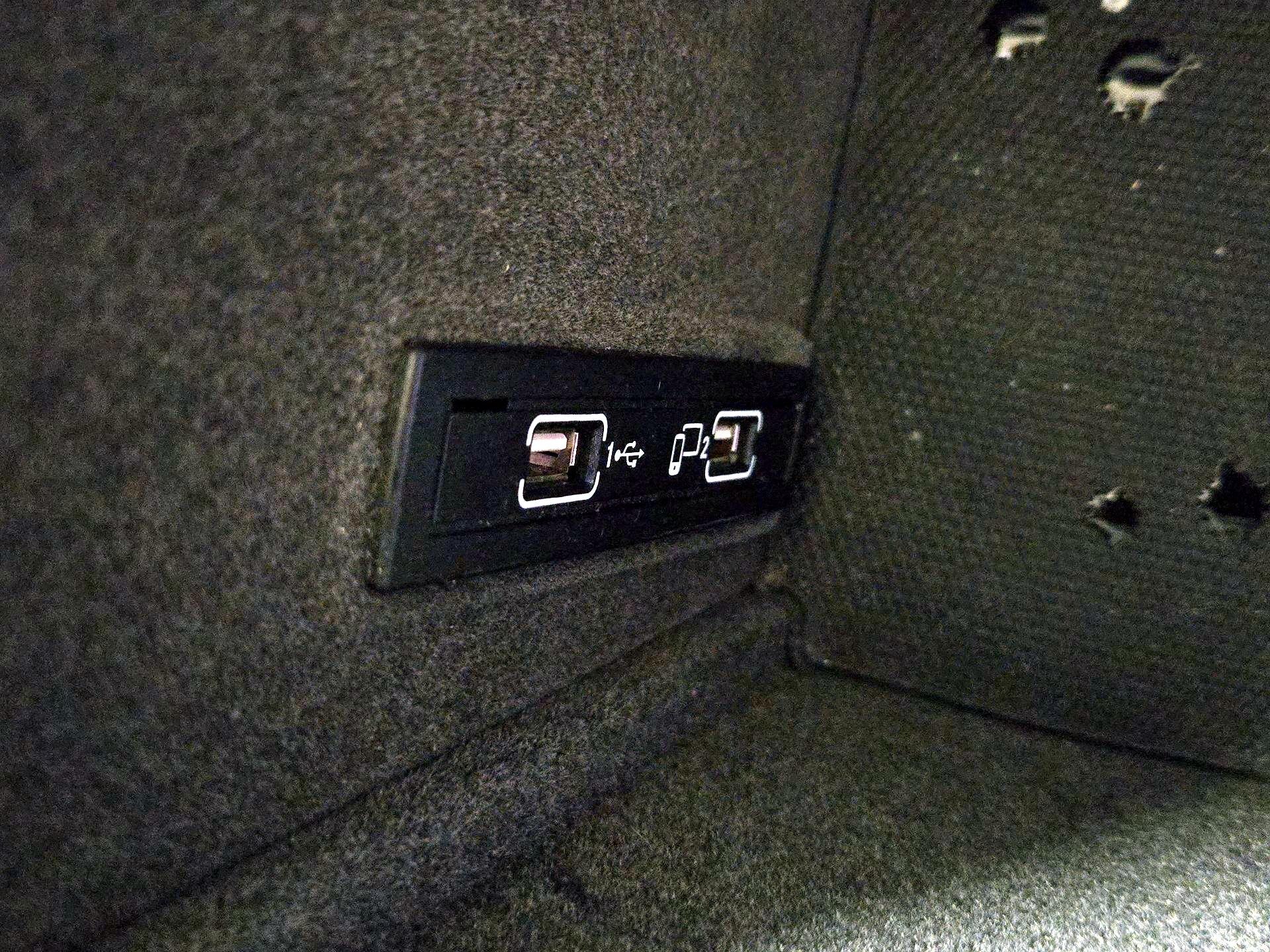 Thumbnail: 2017 Mercedes-Benz GLE - 19