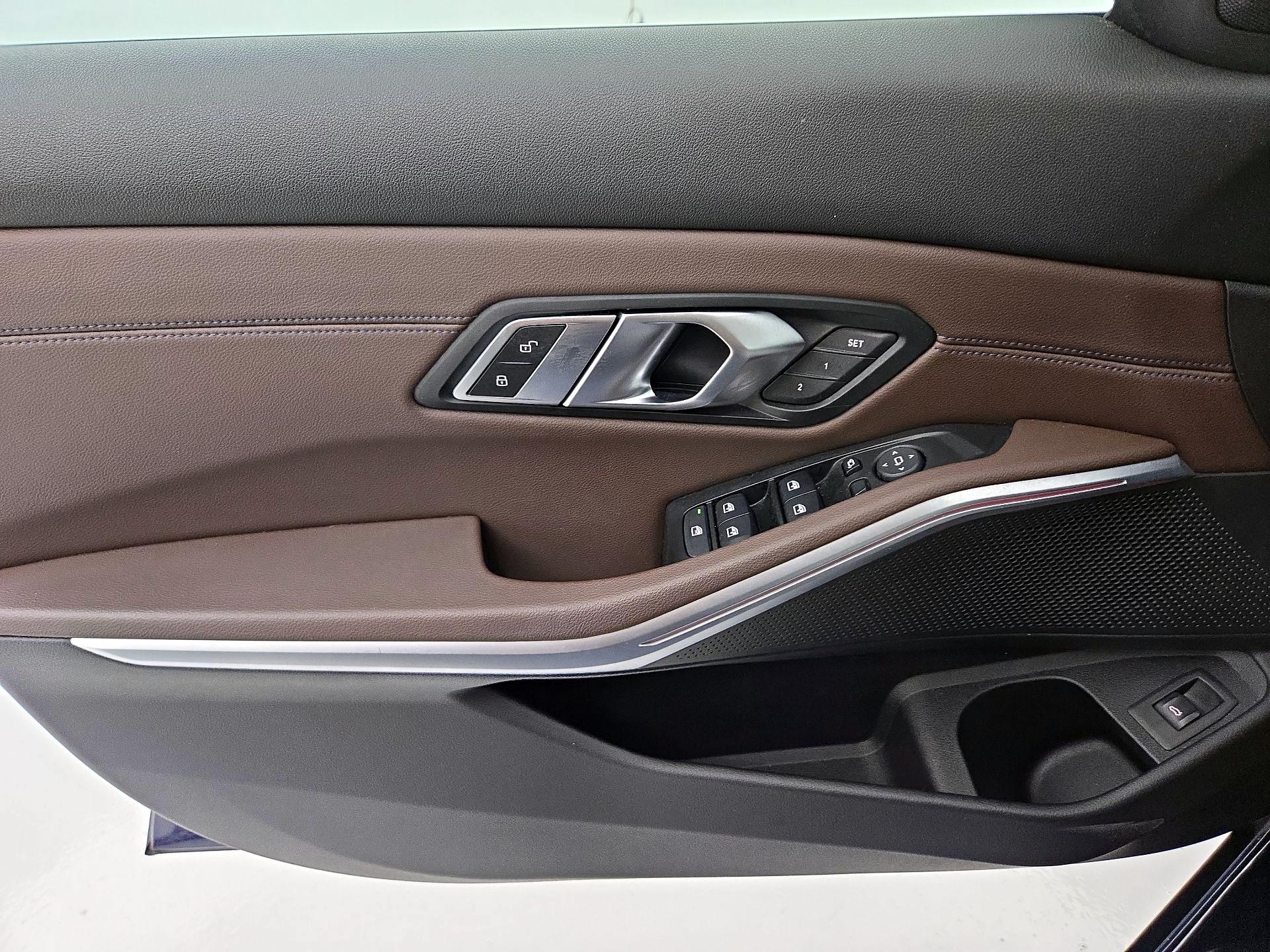 Thumbnail: 2020 BMW 3 Series - 12